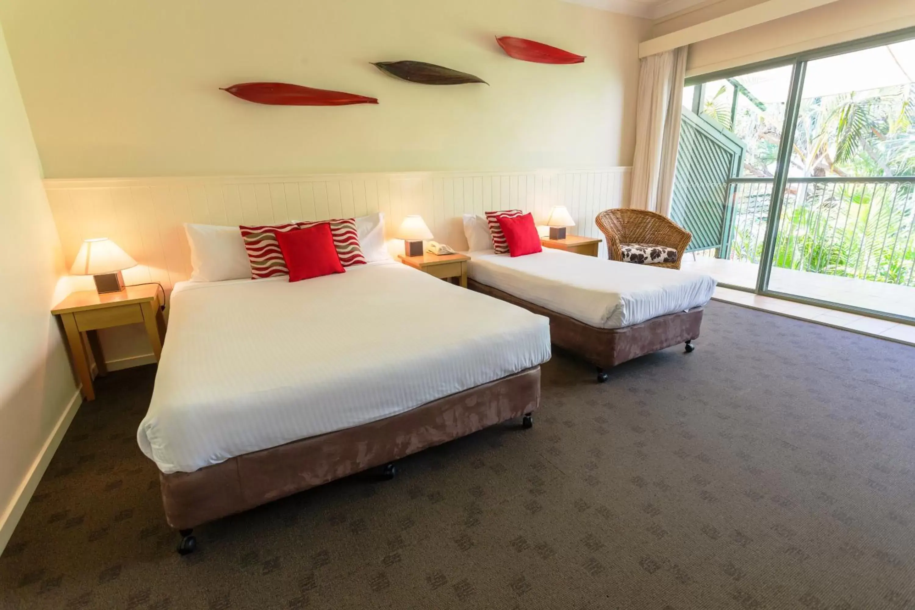 Photo of the whole room, Bed in Ballina Beach Resort