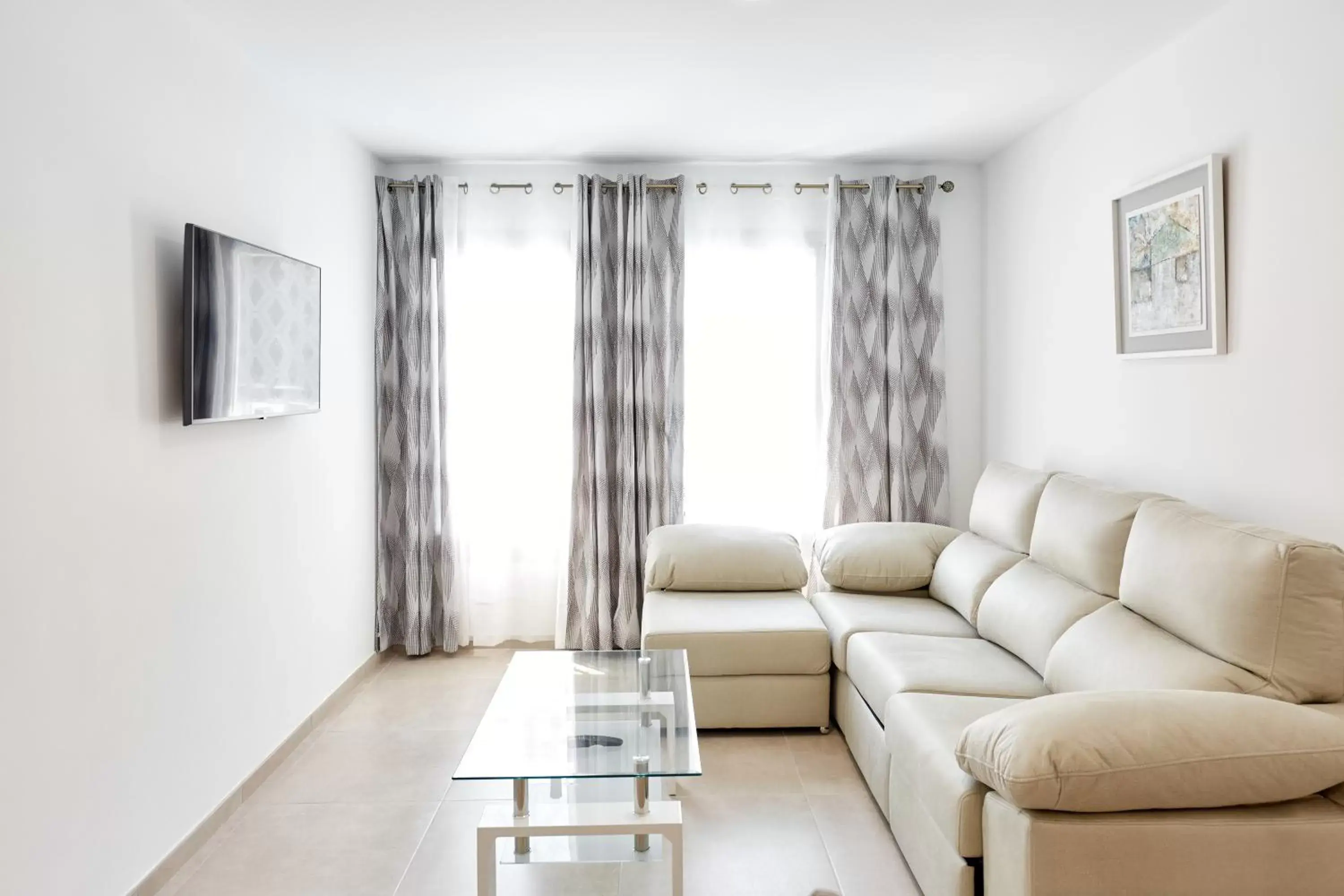 TV and multimedia, Seating Area in Sonrisa Deluxe Apartments, Levante