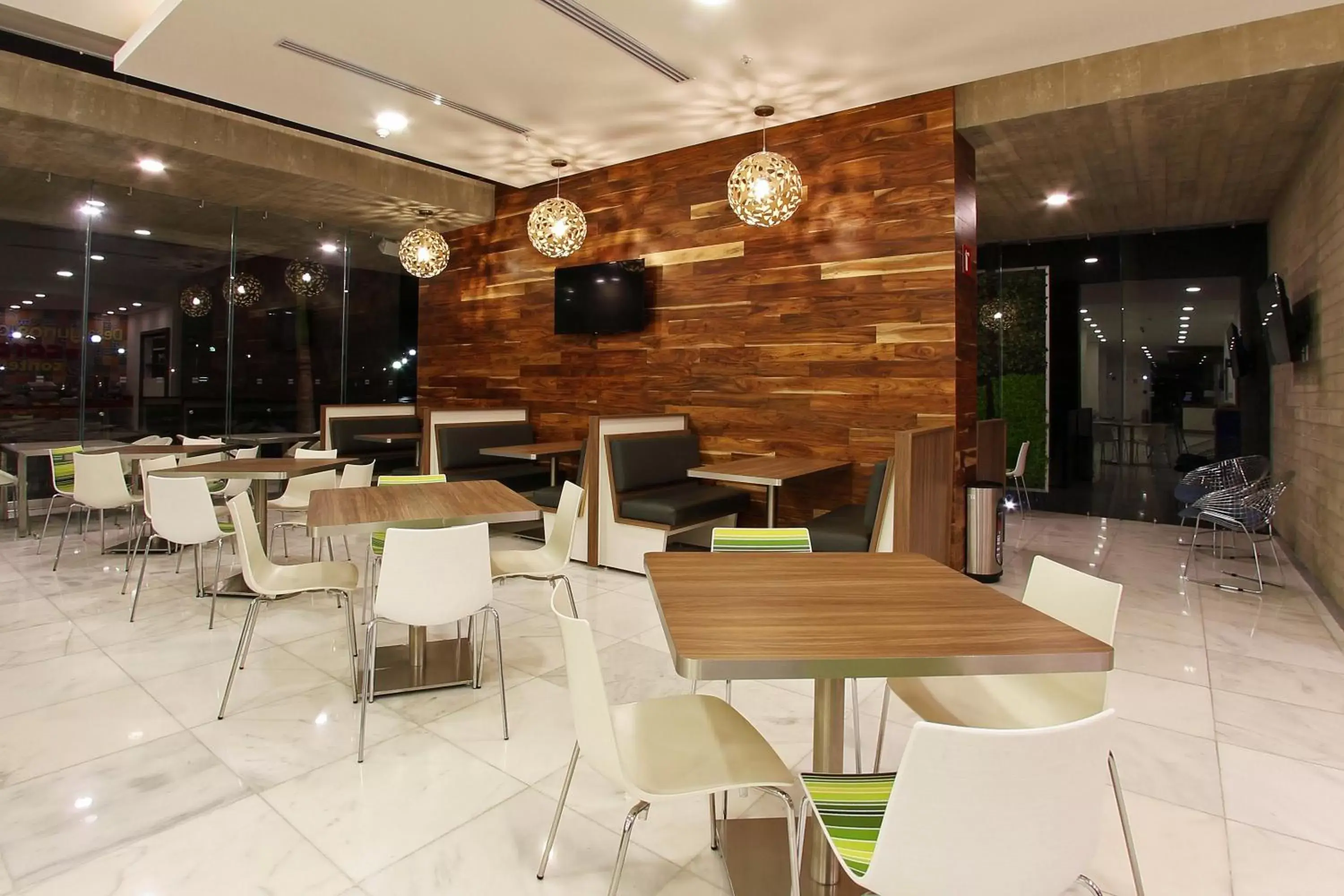 Restaurant/places to eat in One Villahermosa 2000 Restaurant/places to eat in One Villahermosa 2000