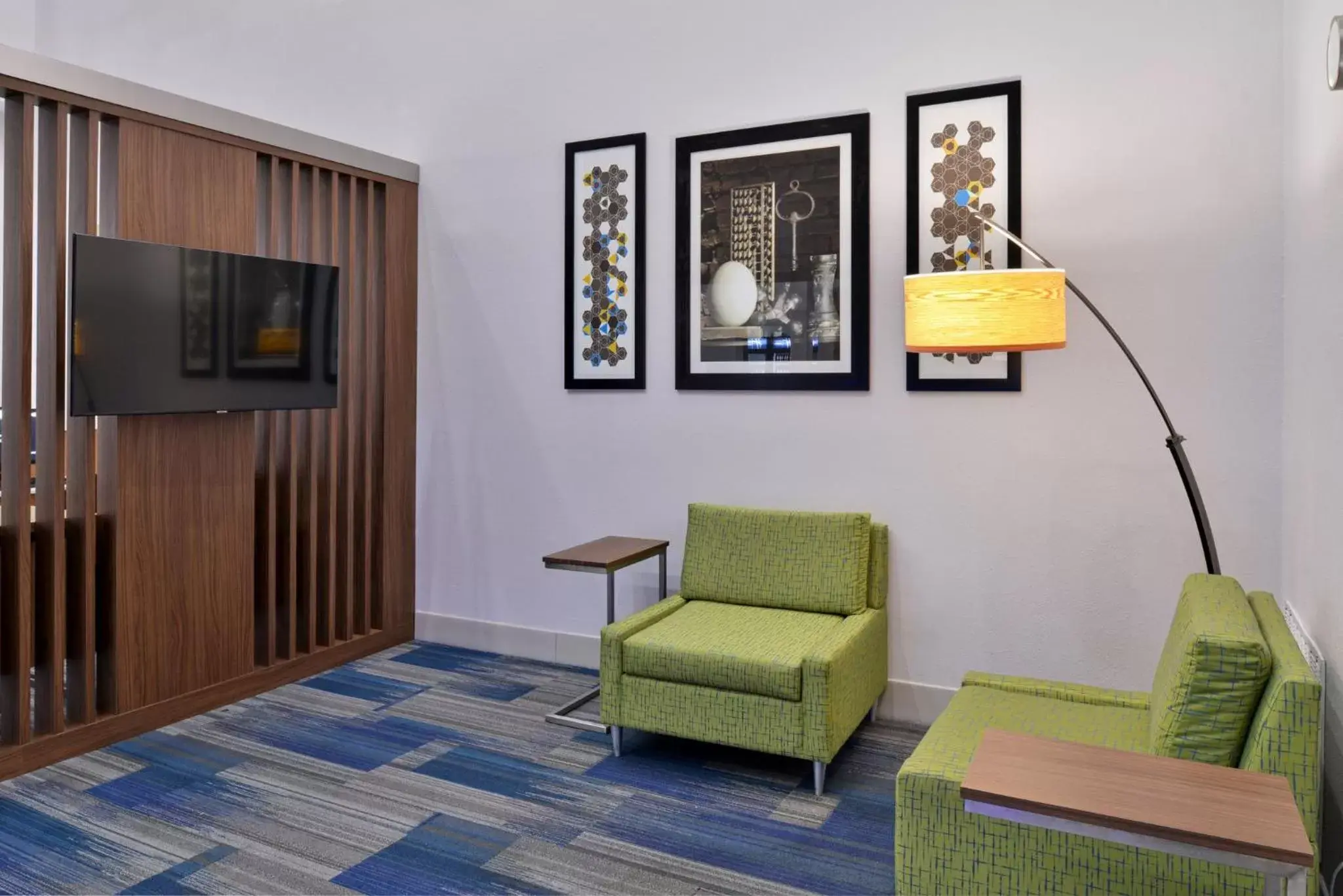 Property building, Seating Area in Holiday Inn Express Hotel & Suites Royse City - RockwallRockwall - Royse City, an IHG Hotel