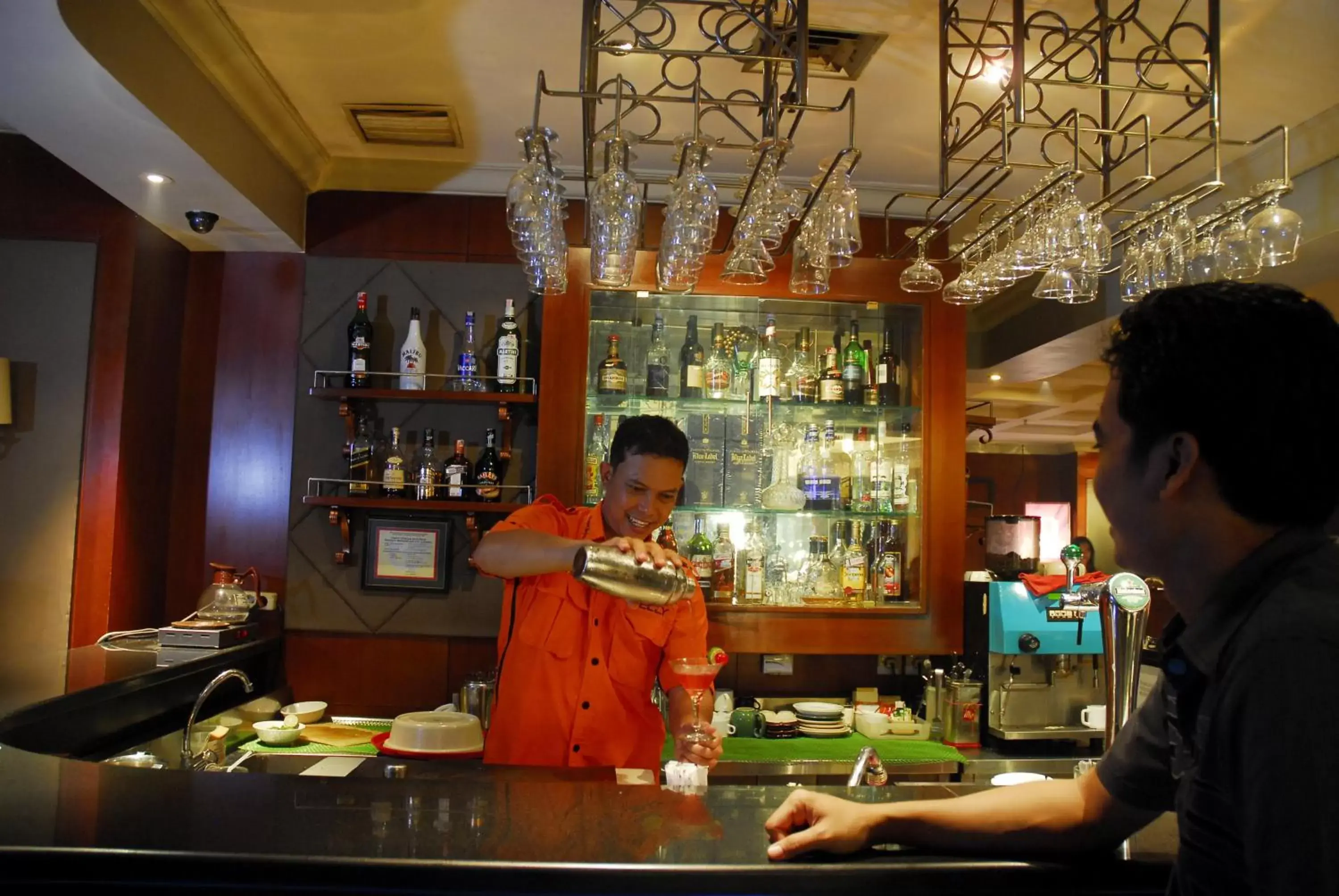 Lounge or bar in Grand Arkenso Park View Lounge or bar in Grand Arkenso Park View