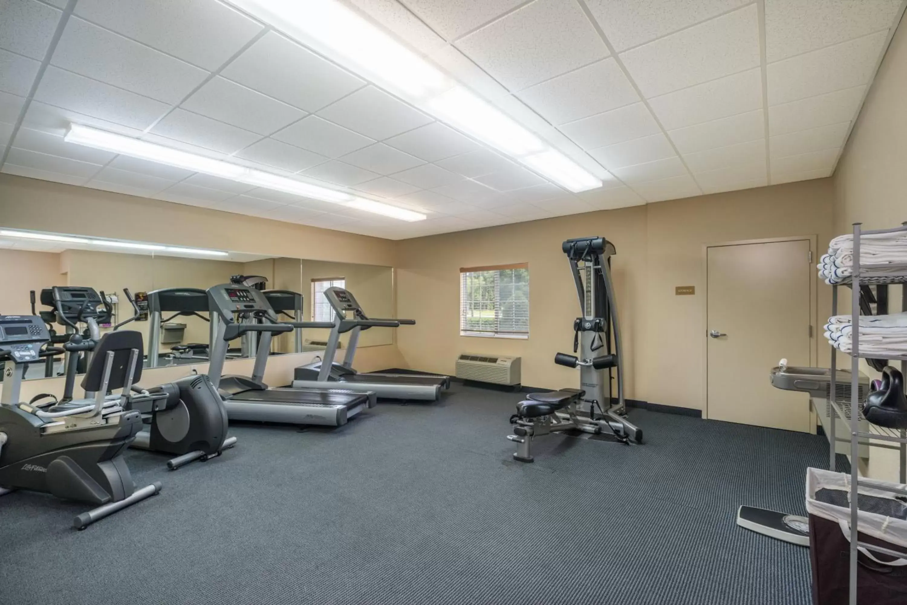 Spa and wellness centre/facilities, Fitness Center/Facilities in Candlewood Suites New Bern, an IHG Hotel