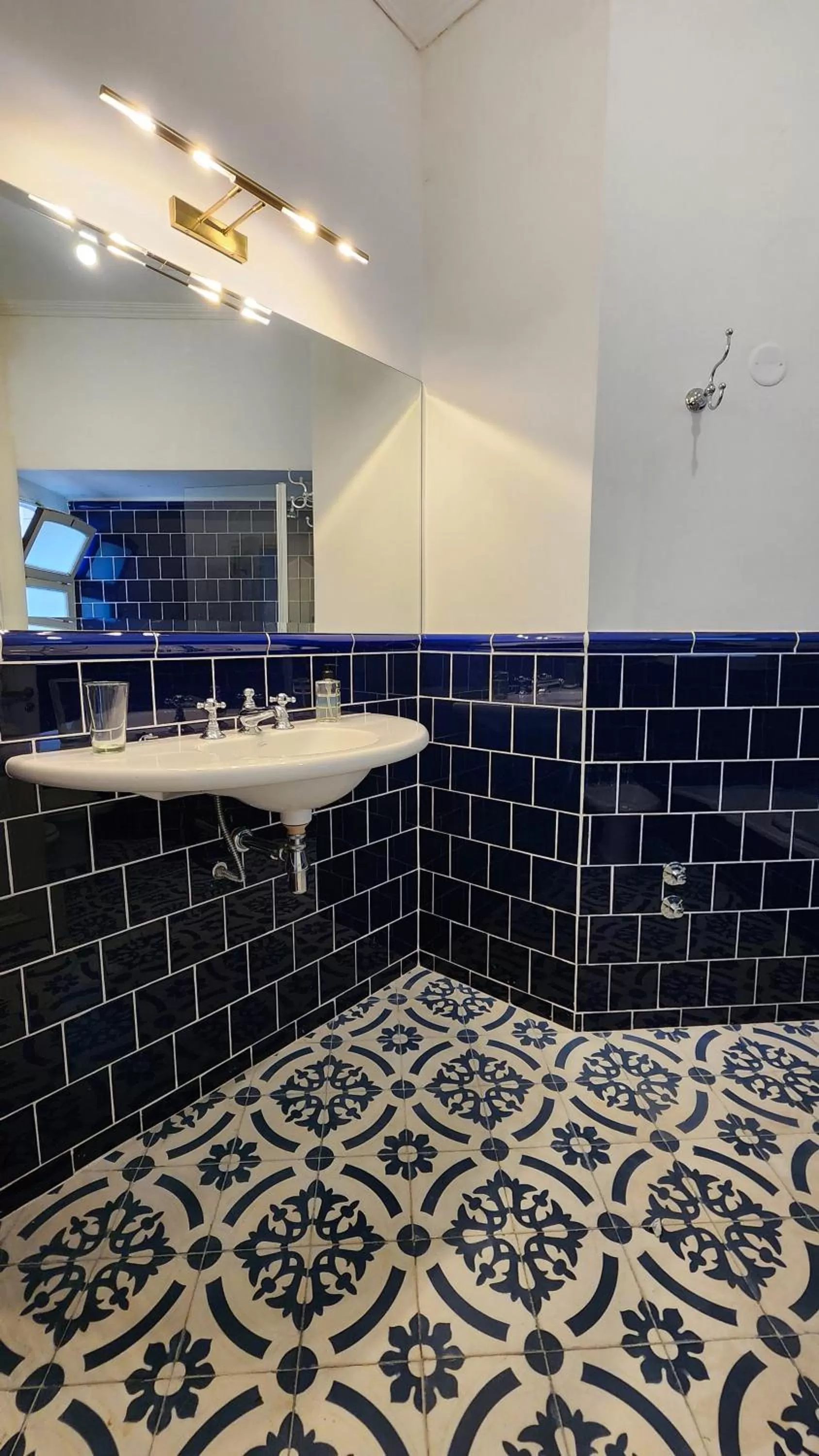 El Cerquero, Casa de Huéspedes