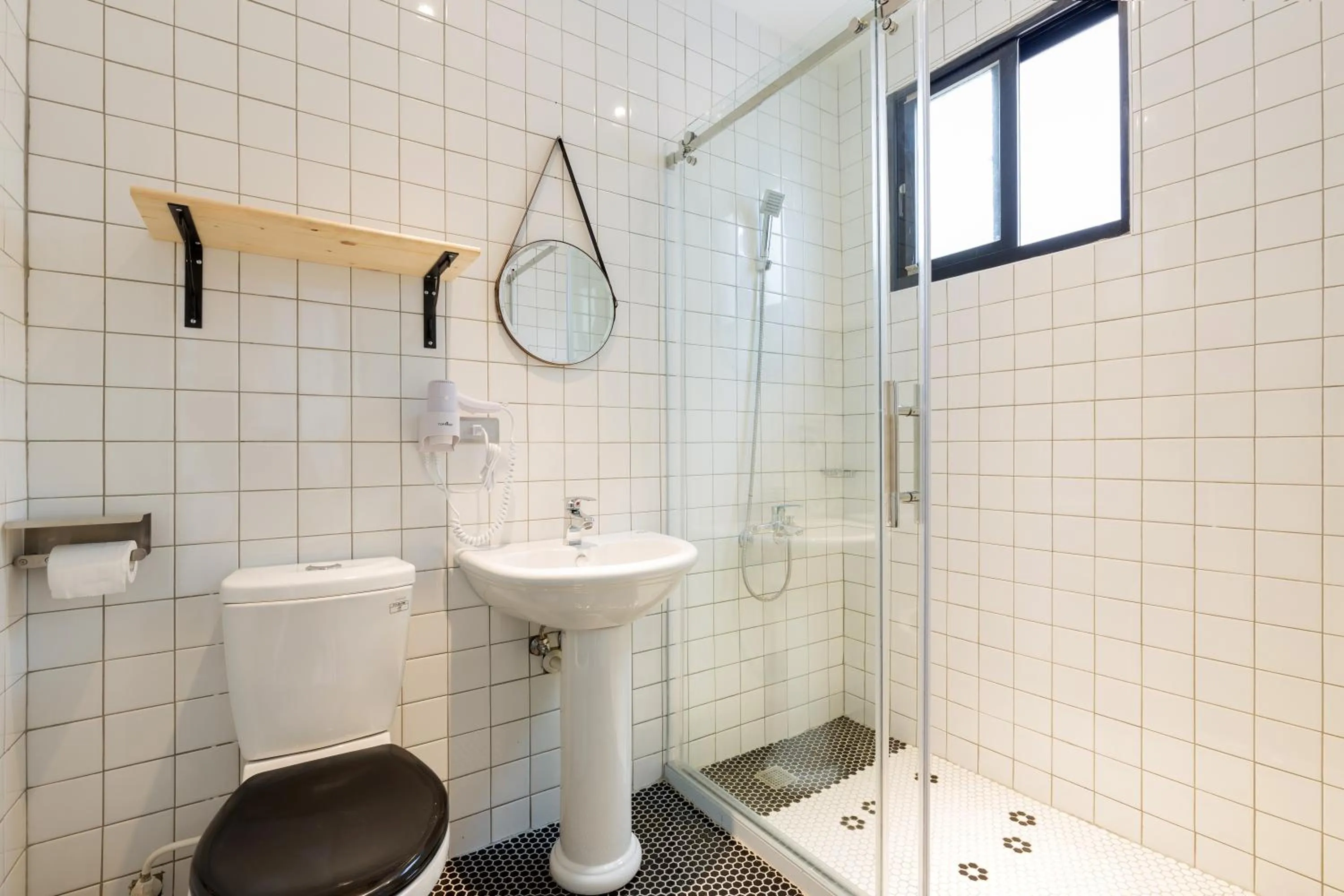 Bathroom in You Worth Inn