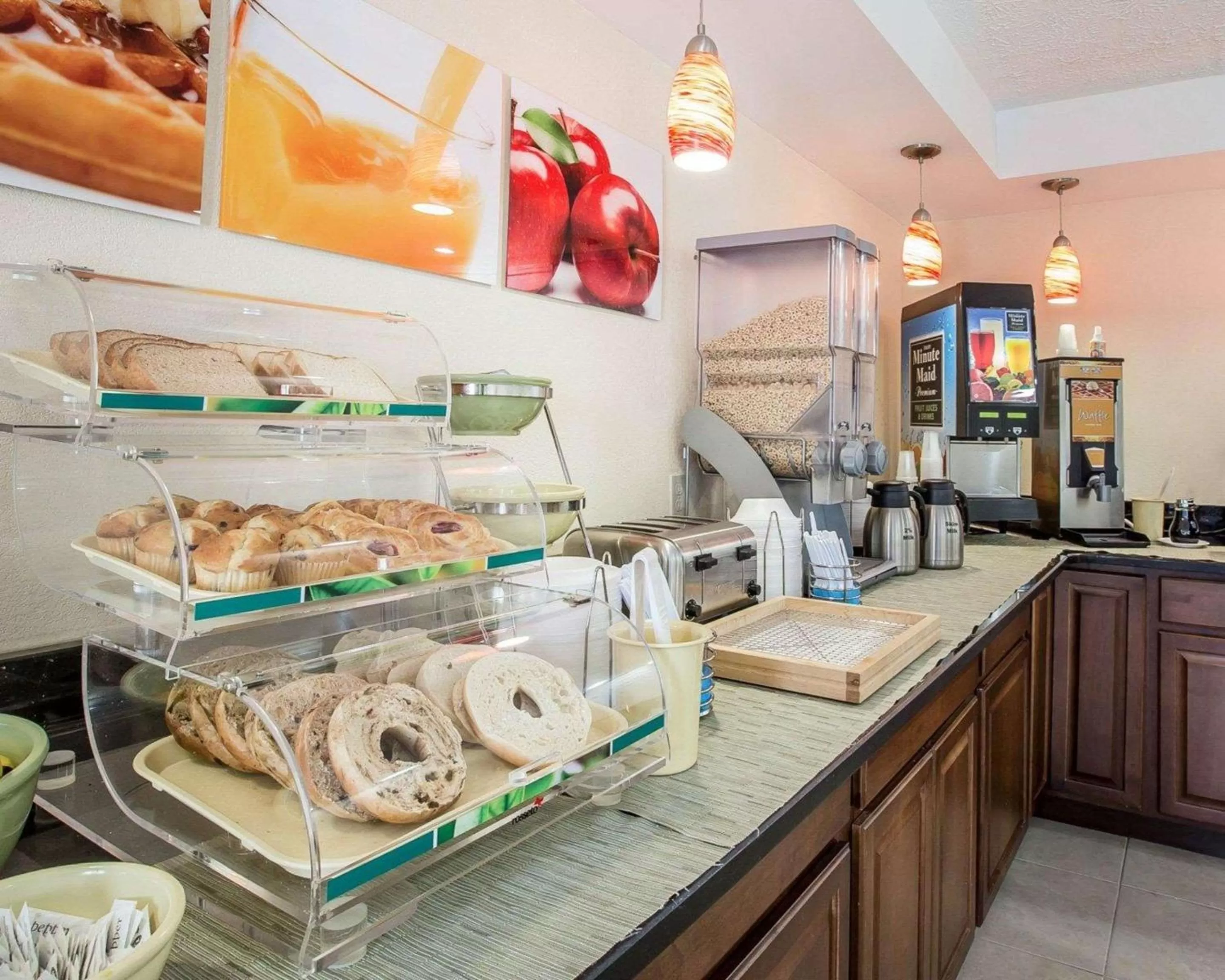 Restaurant/places to eat in Quality Inn Dahlonega Near University