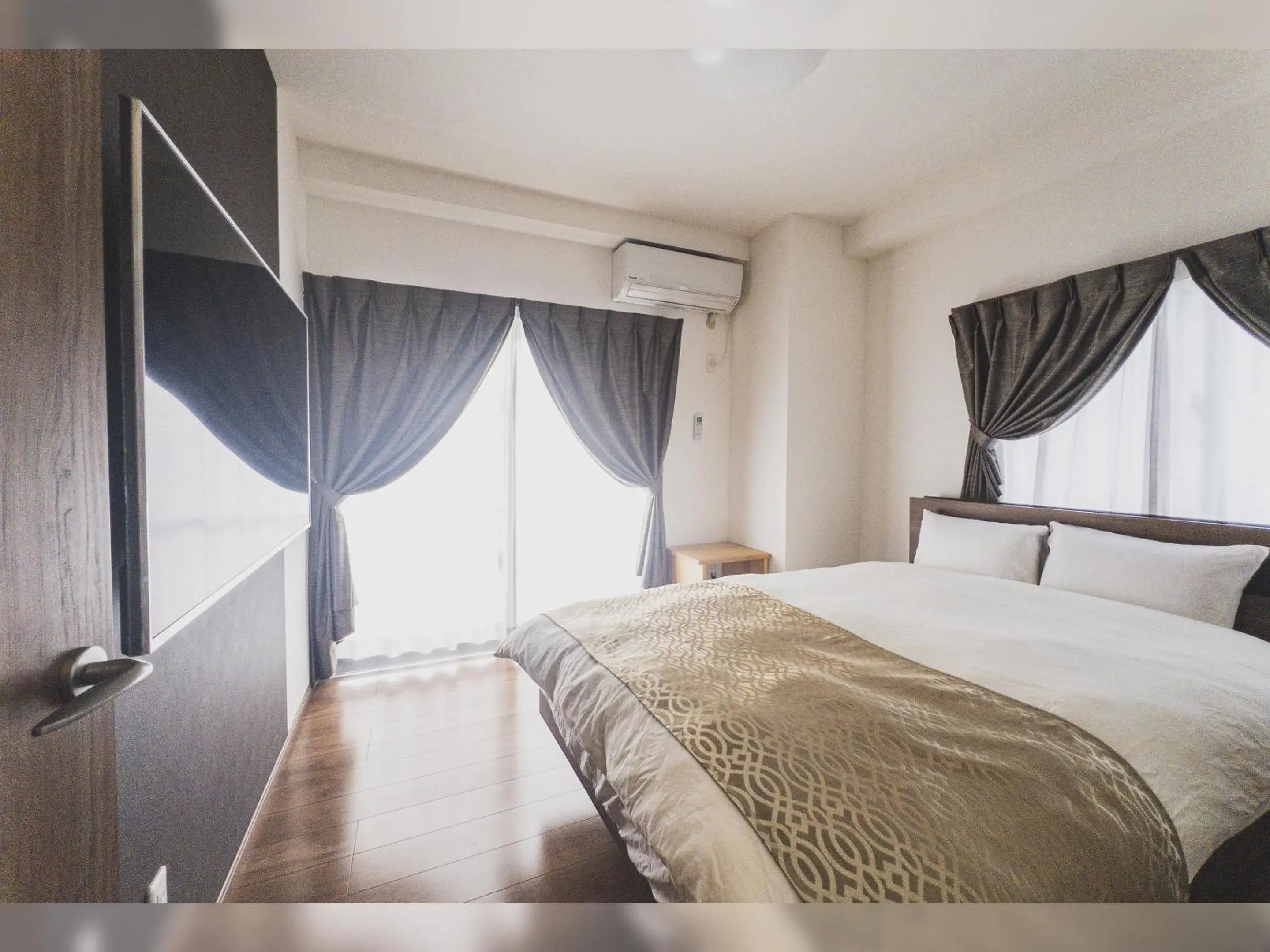 Bed in Comfort Plus Bed in Comfort Plus