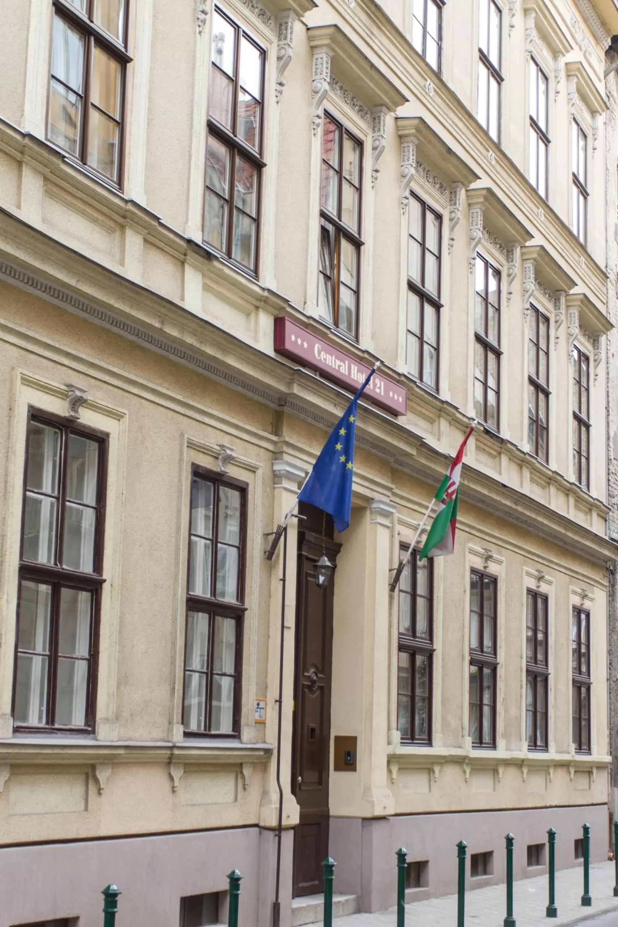 Facade/entrance, Property Building in Central Hotel 21 and Apartments