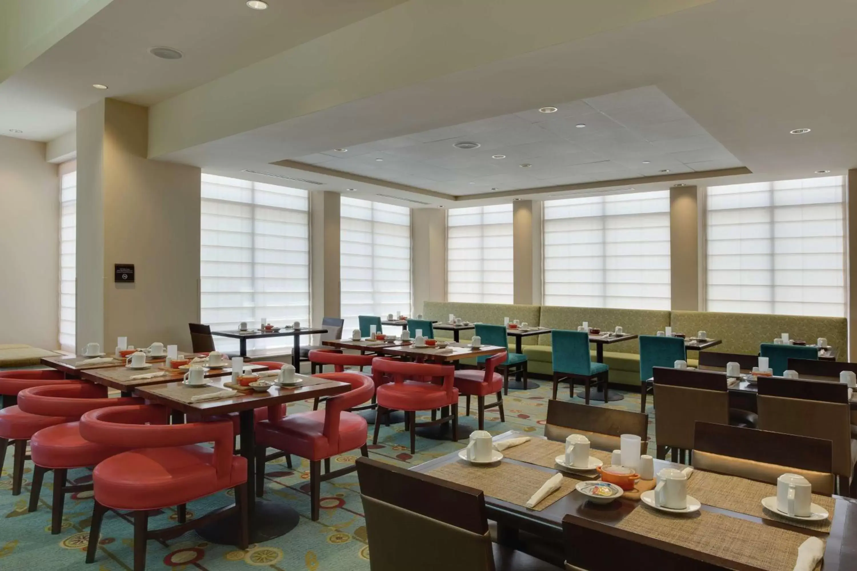 Dining area, Restaurant/Places to Eat in Hilton Garden Inn Daytona Beach Oceanfront
