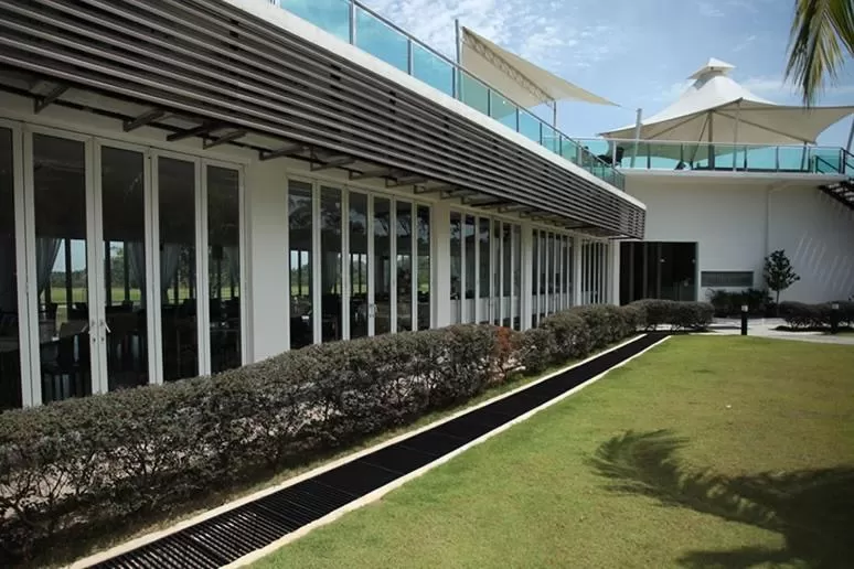 Amverton Cove Golf & Island Resort