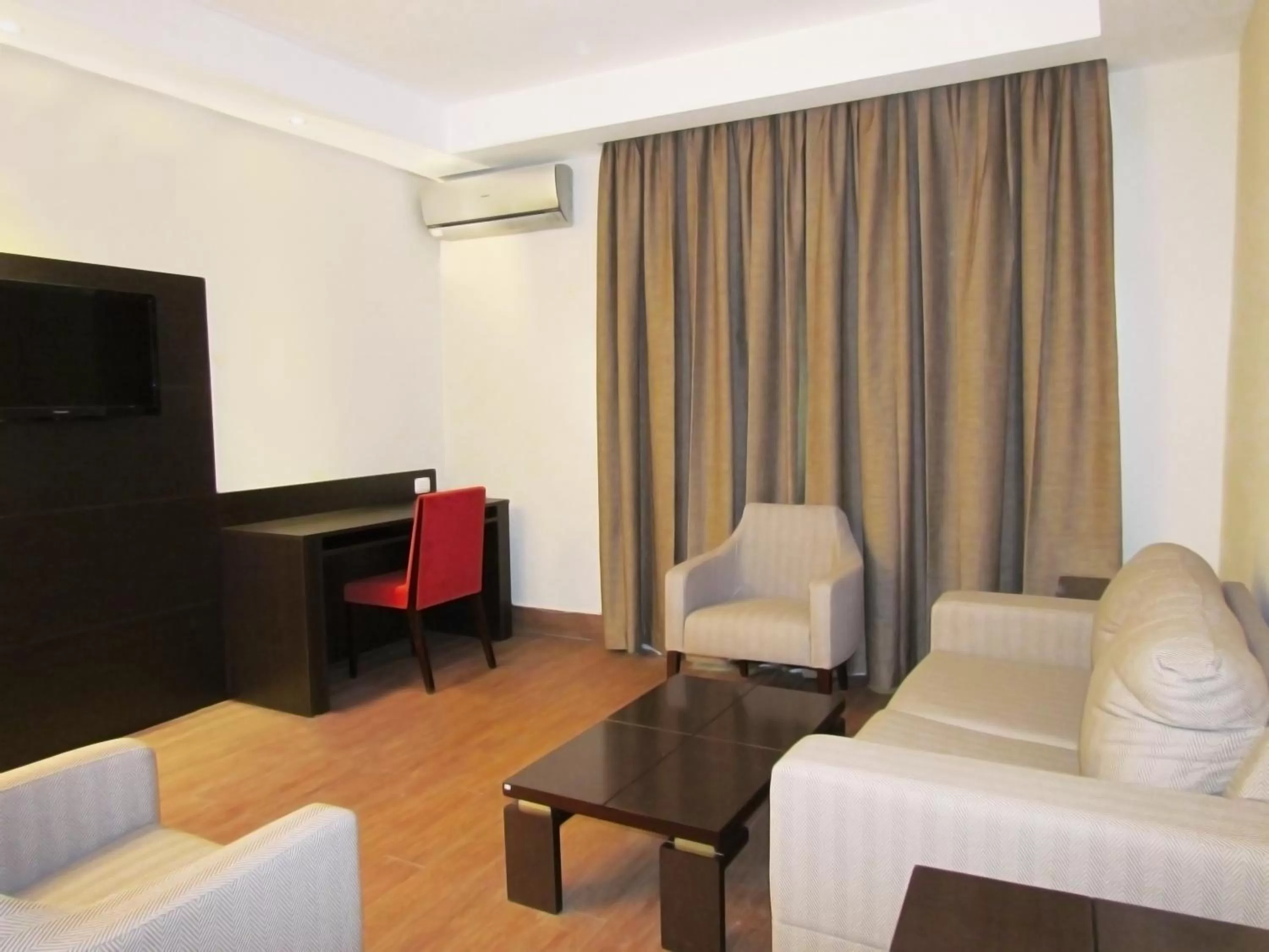 Photo of the whole room in Hotel Principe