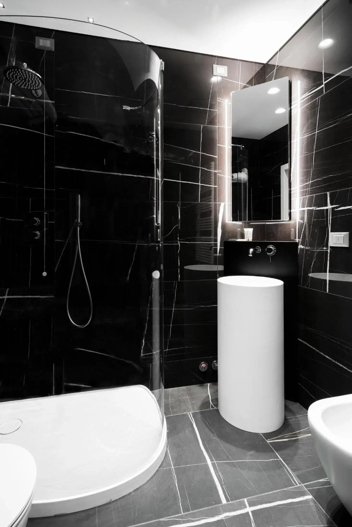 Bathroom in Hotel Doriguzzi