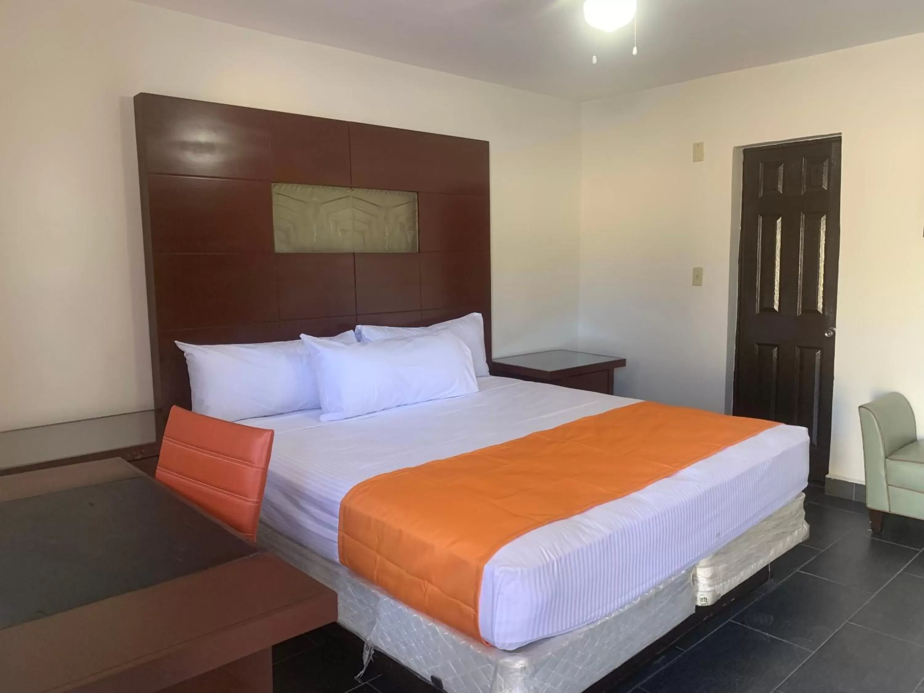 Bed in HOTEL DORADO DIAMANTE