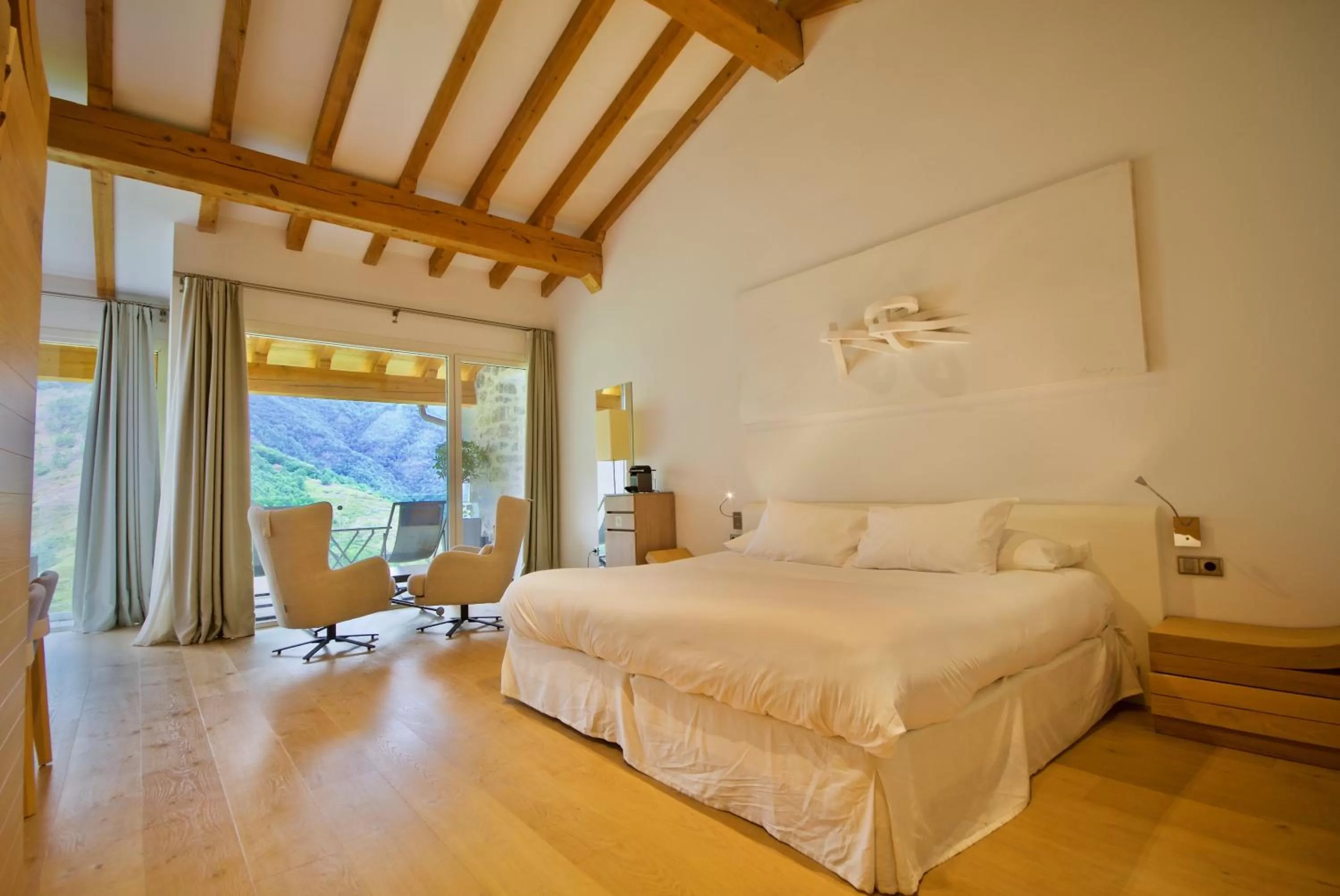 Photo of the whole room in Arantza Hotela- Adults Only