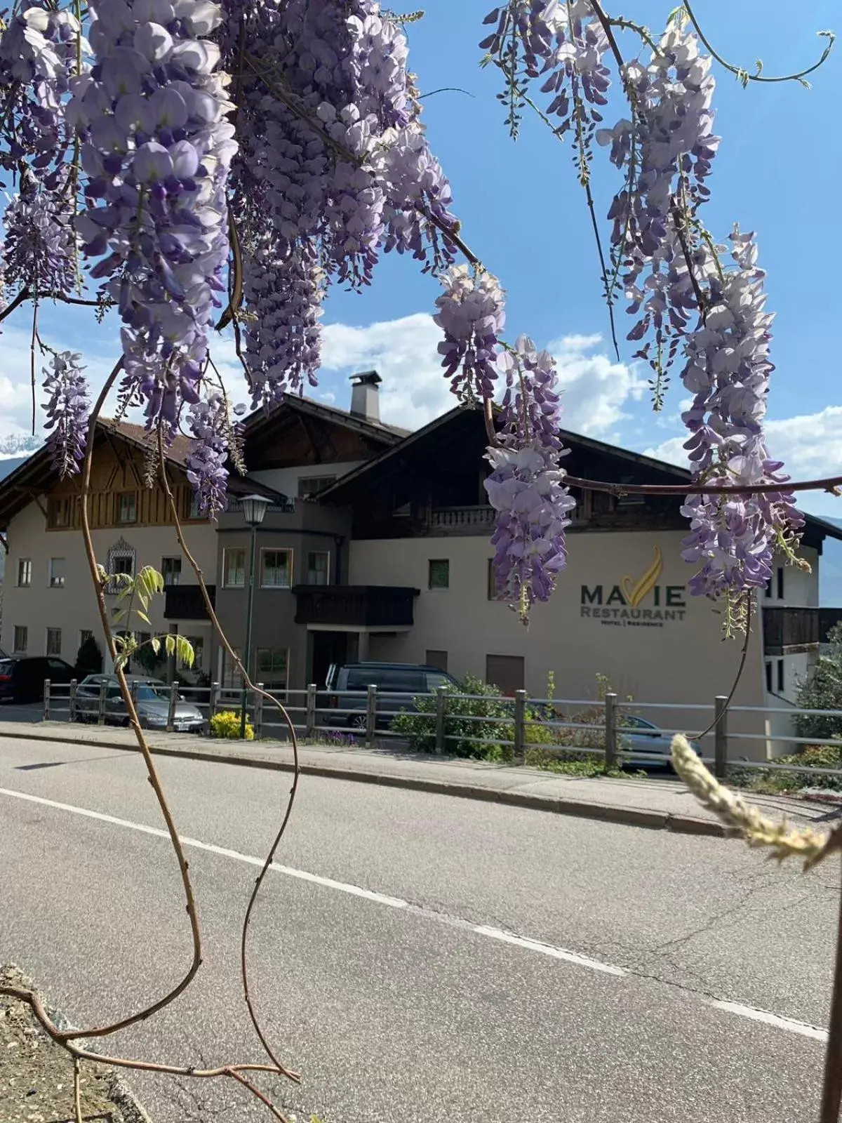 Facade/entrance, Property Building in Hotel Residence MaVie