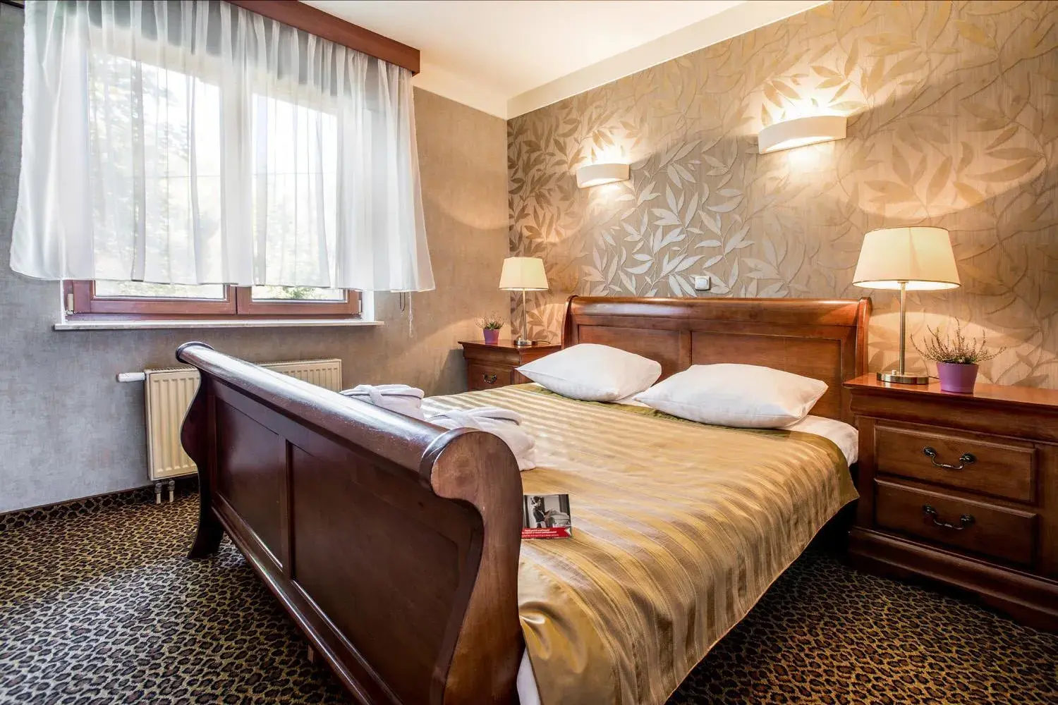 Bed in Hotel Diament Vacanza Katowice - Siemianowice