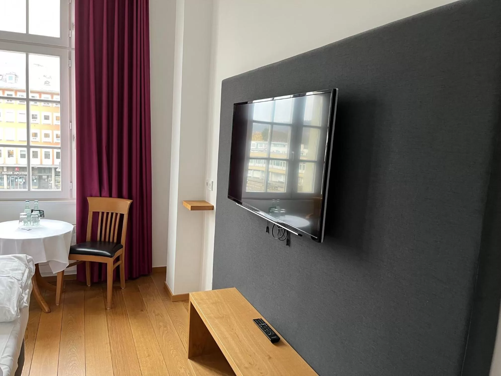 TV and multimedia in Hotel Römischer Kaiser