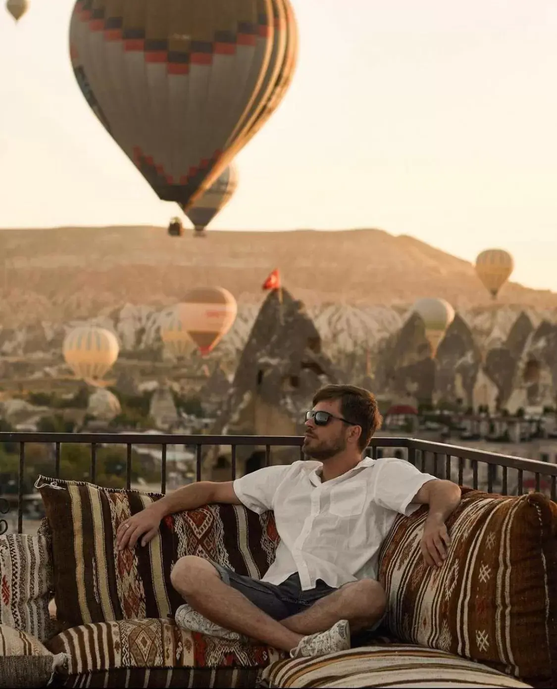 Patio in Kookaburra Hotel Patio in Kookaburra Hotel