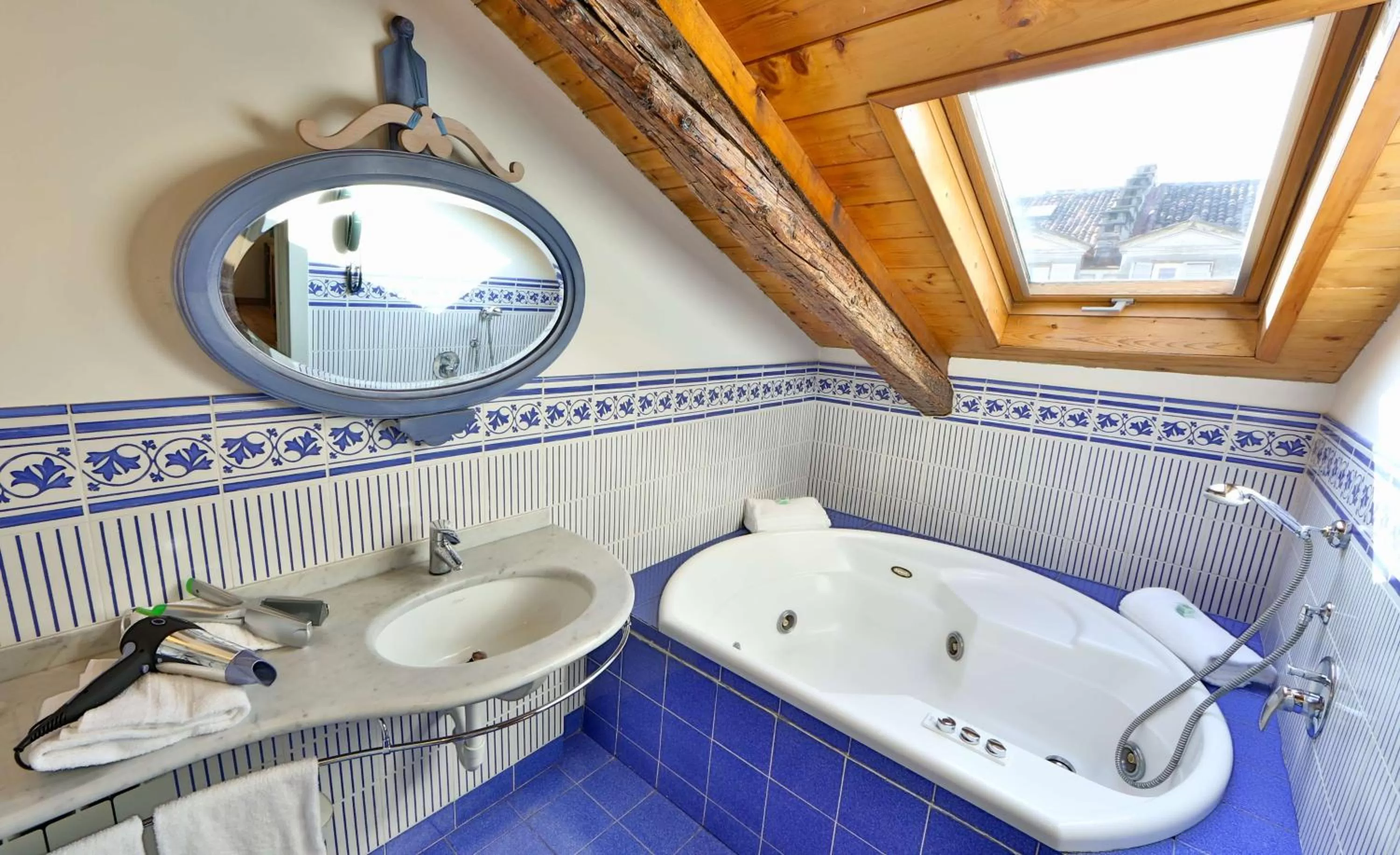 Photo of the whole room in Best Western Hotel Piemontese