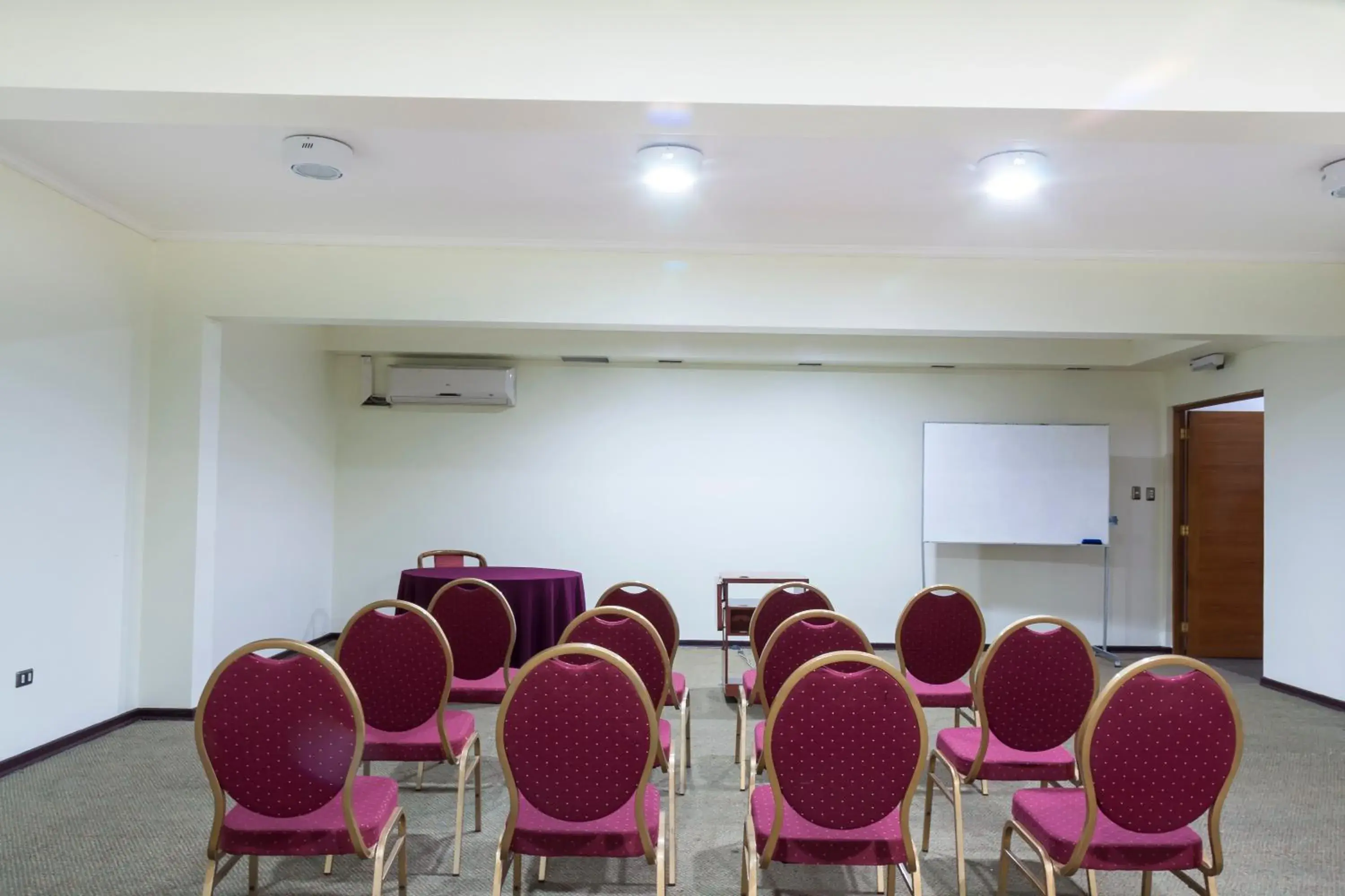 Meeting/conference room in Hotel Francisco De Aguirre