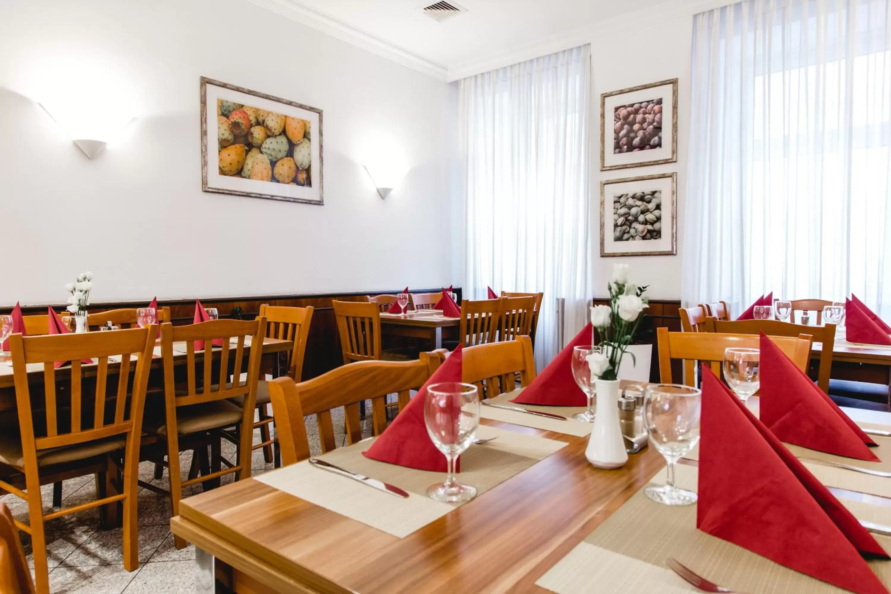 Buffet breakfast, Restaurant/Places to Eat in Hotel Allegro Wien