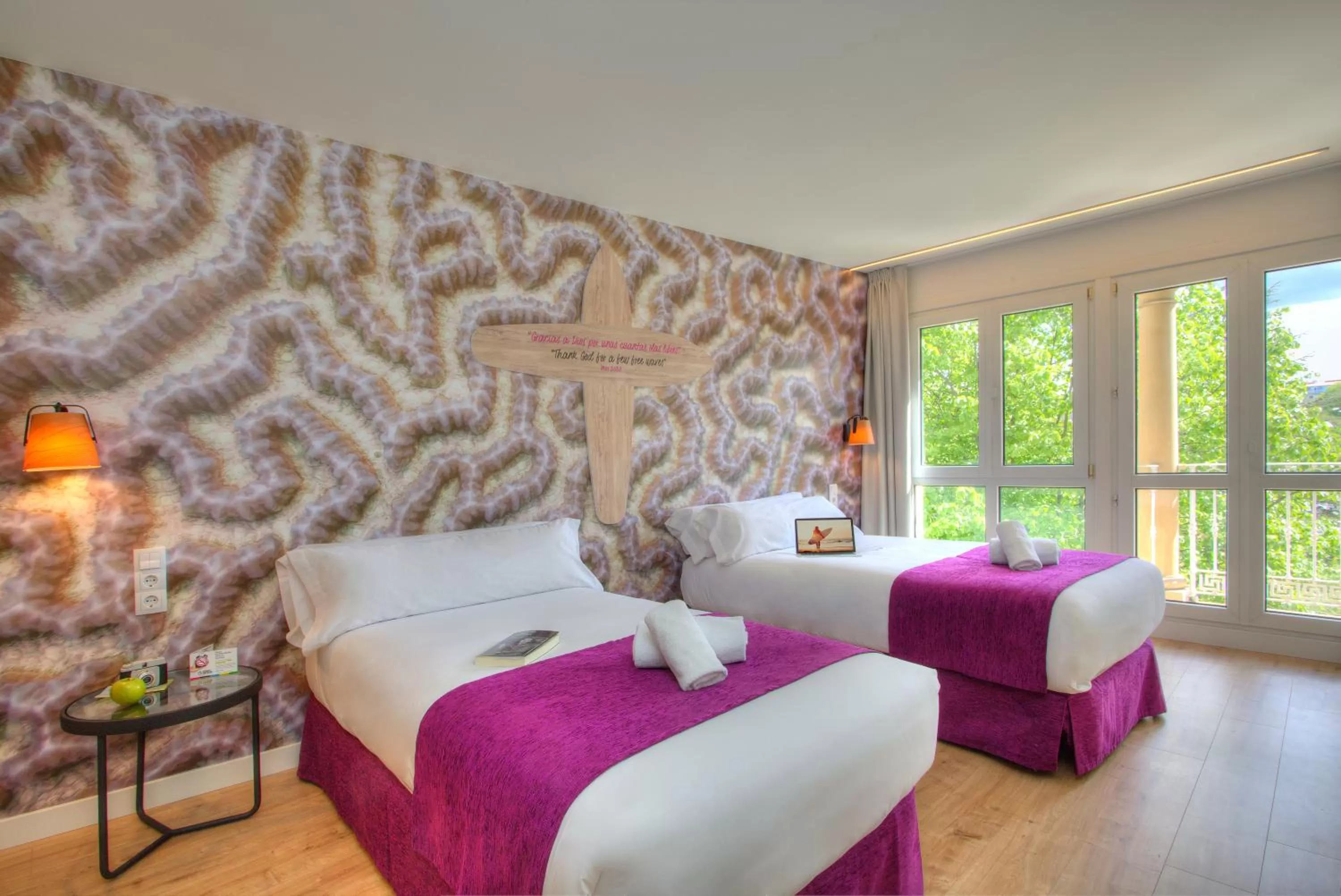 Photo of the whole room, Bed in Casual de las Olas San Sebastián