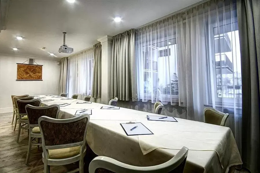 Business facilities in Hotel Ottaviano