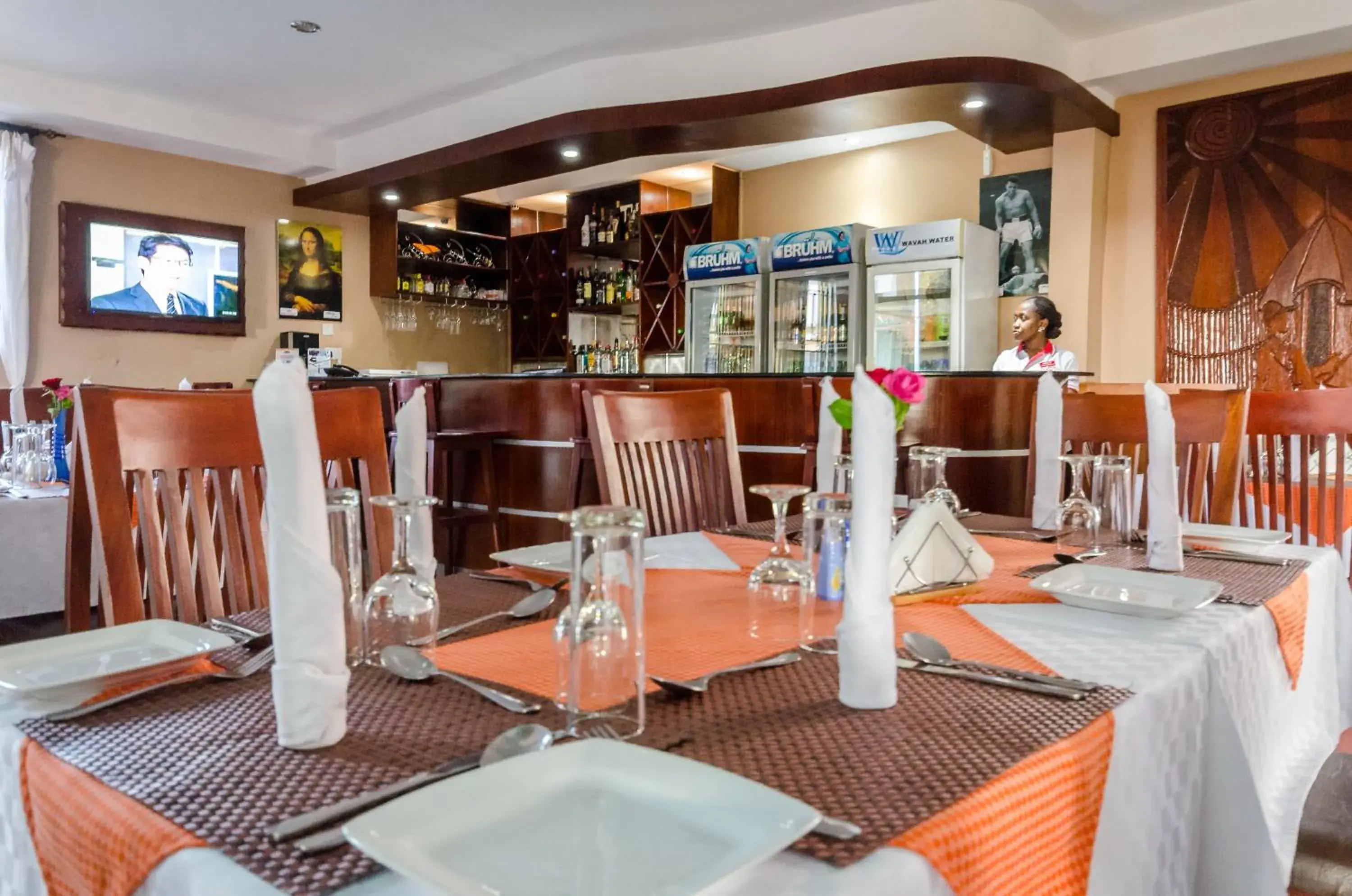 Restaurant/places to eat in Marie's Royale Hotel Restaurant/places to eat in Marie's Royale Hotel