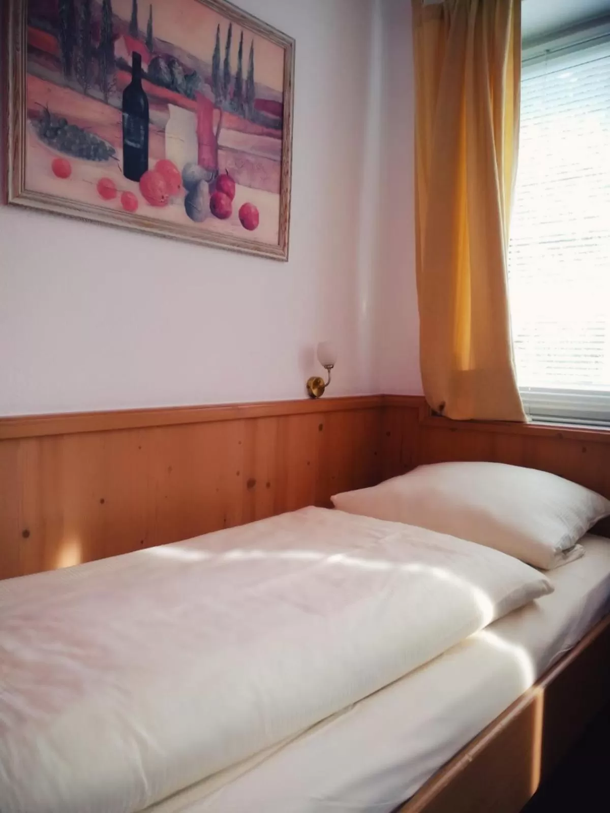 Twin Room in Excellent Hotel Hamburg