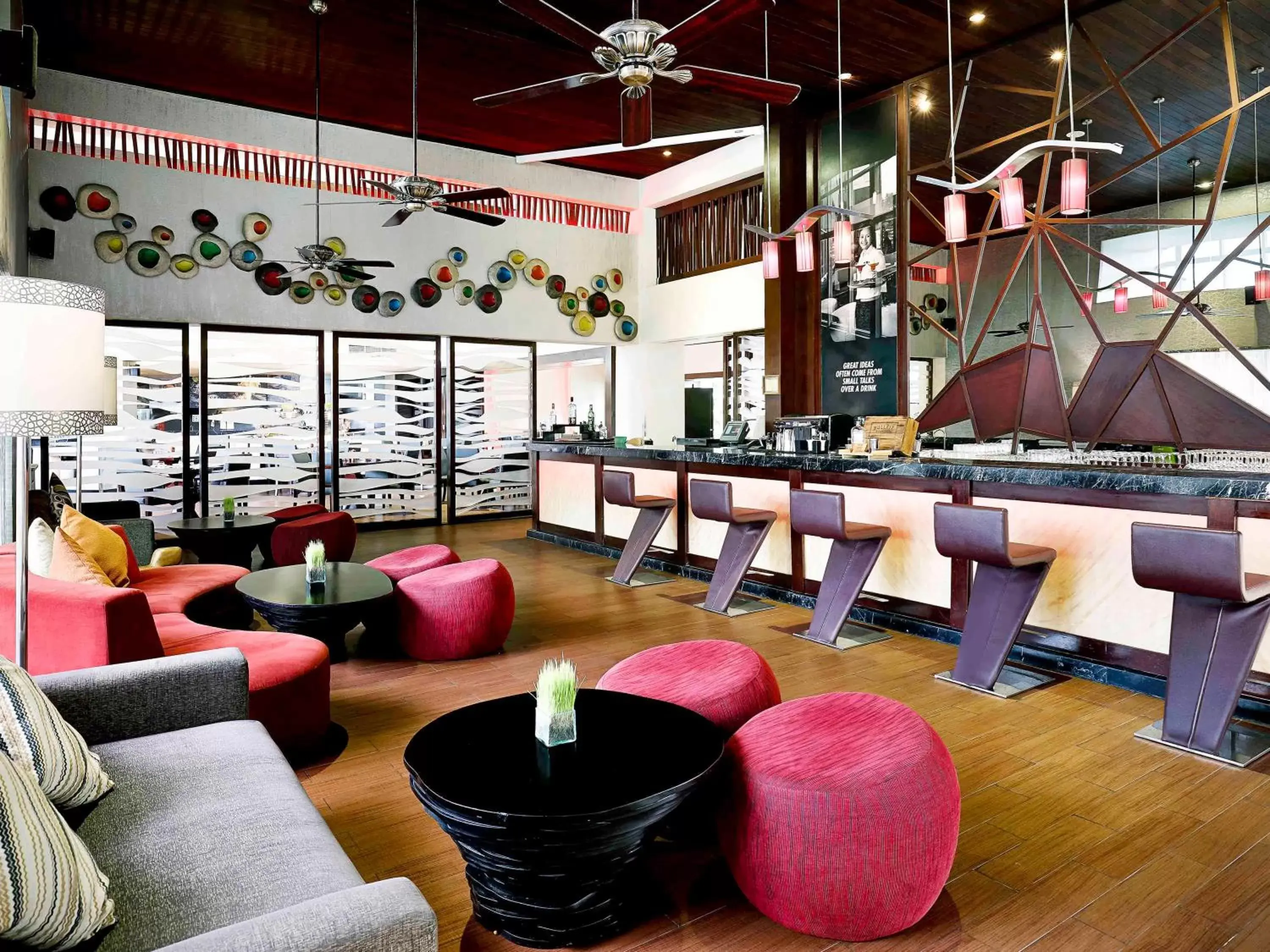 Restaurant/places to eat, Lounge/Bar in Pullman Bali Legian Beach