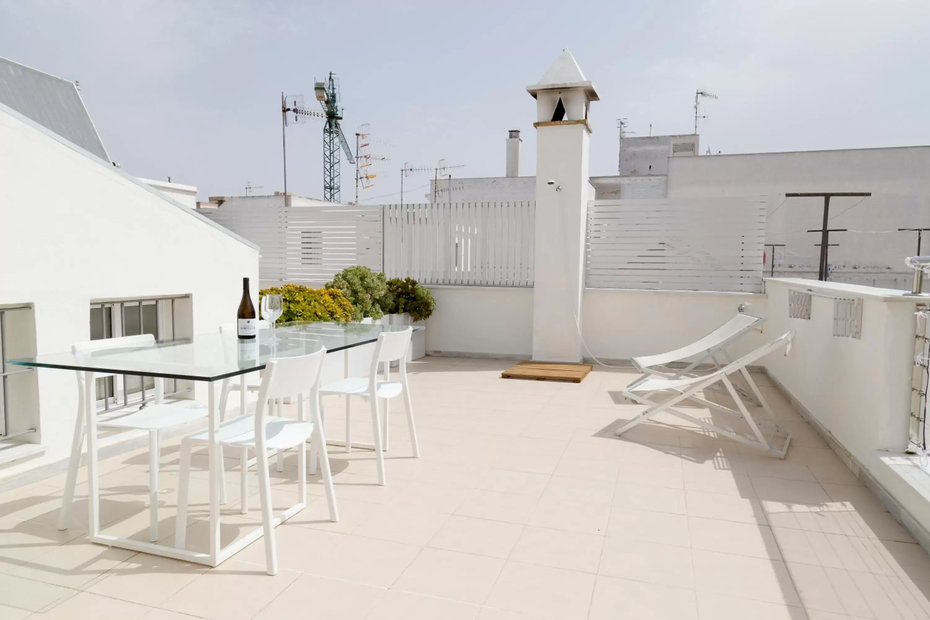 Shower, Balcony/Terrace in La Alcoba del Agua hotel boutique