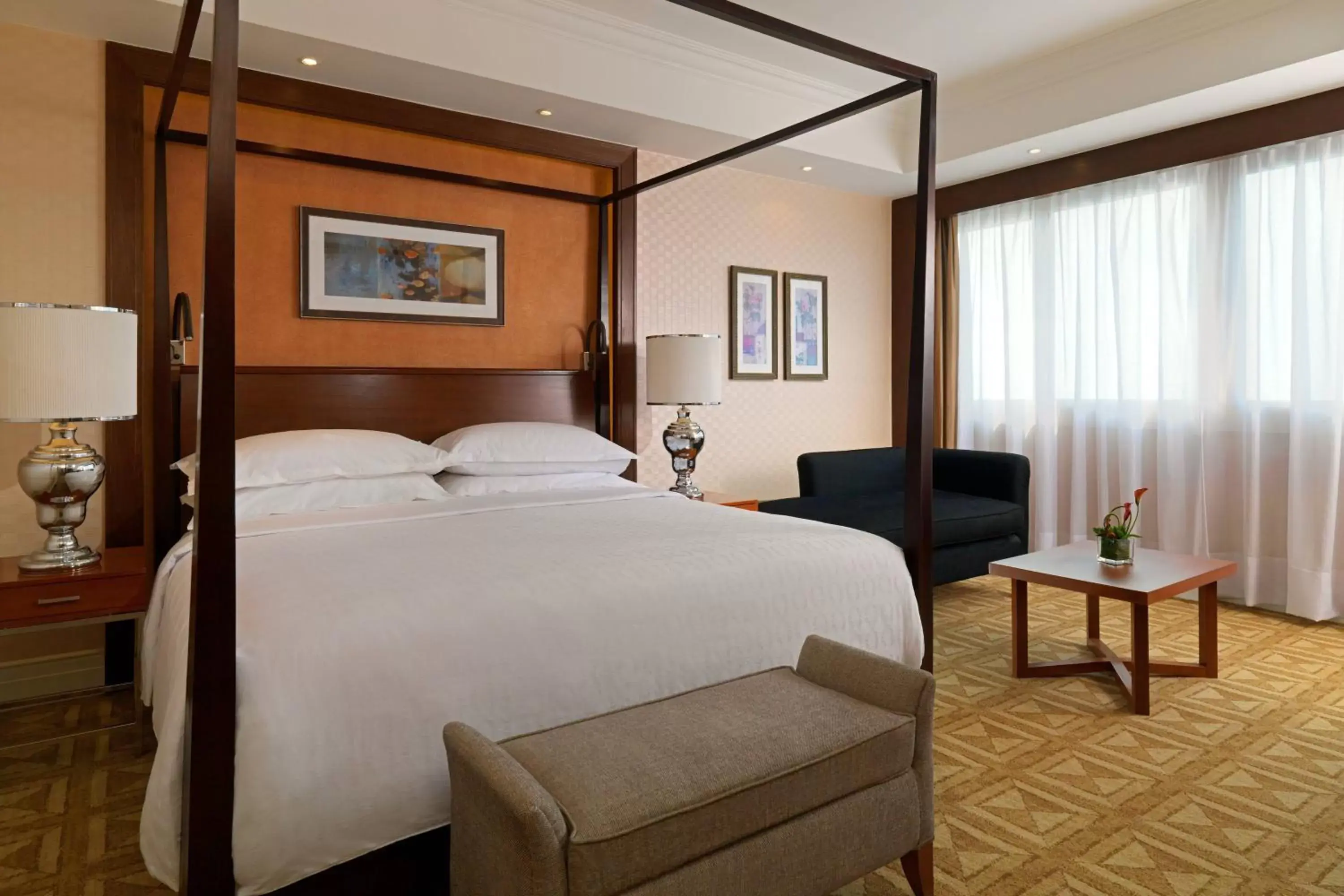 Bedroom, Bed in Sheraton Cairo Hotel & Casino