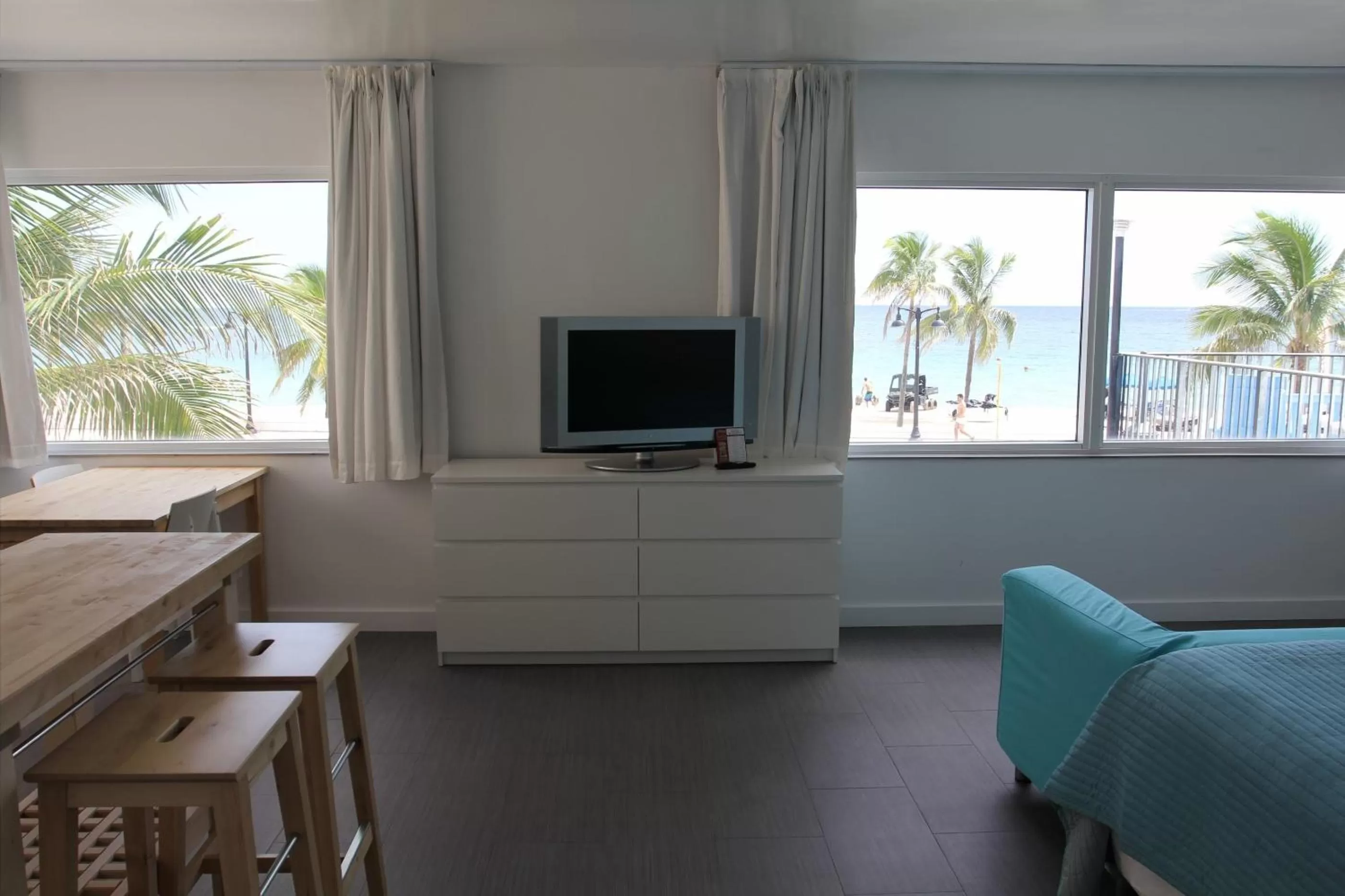 TV and multimedia in Snooze