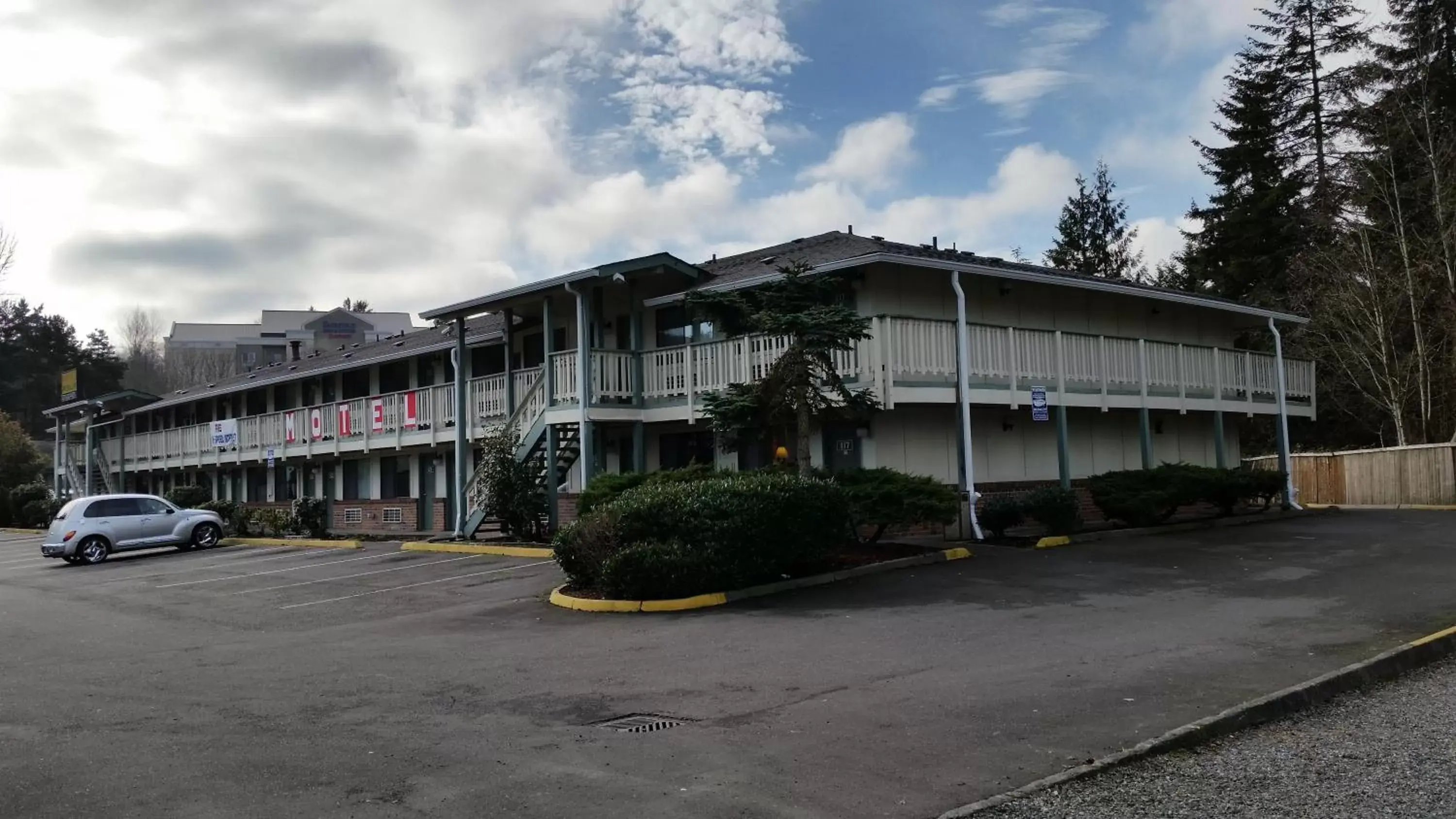 Facade/entrance, Property Building in Motel Puyallup