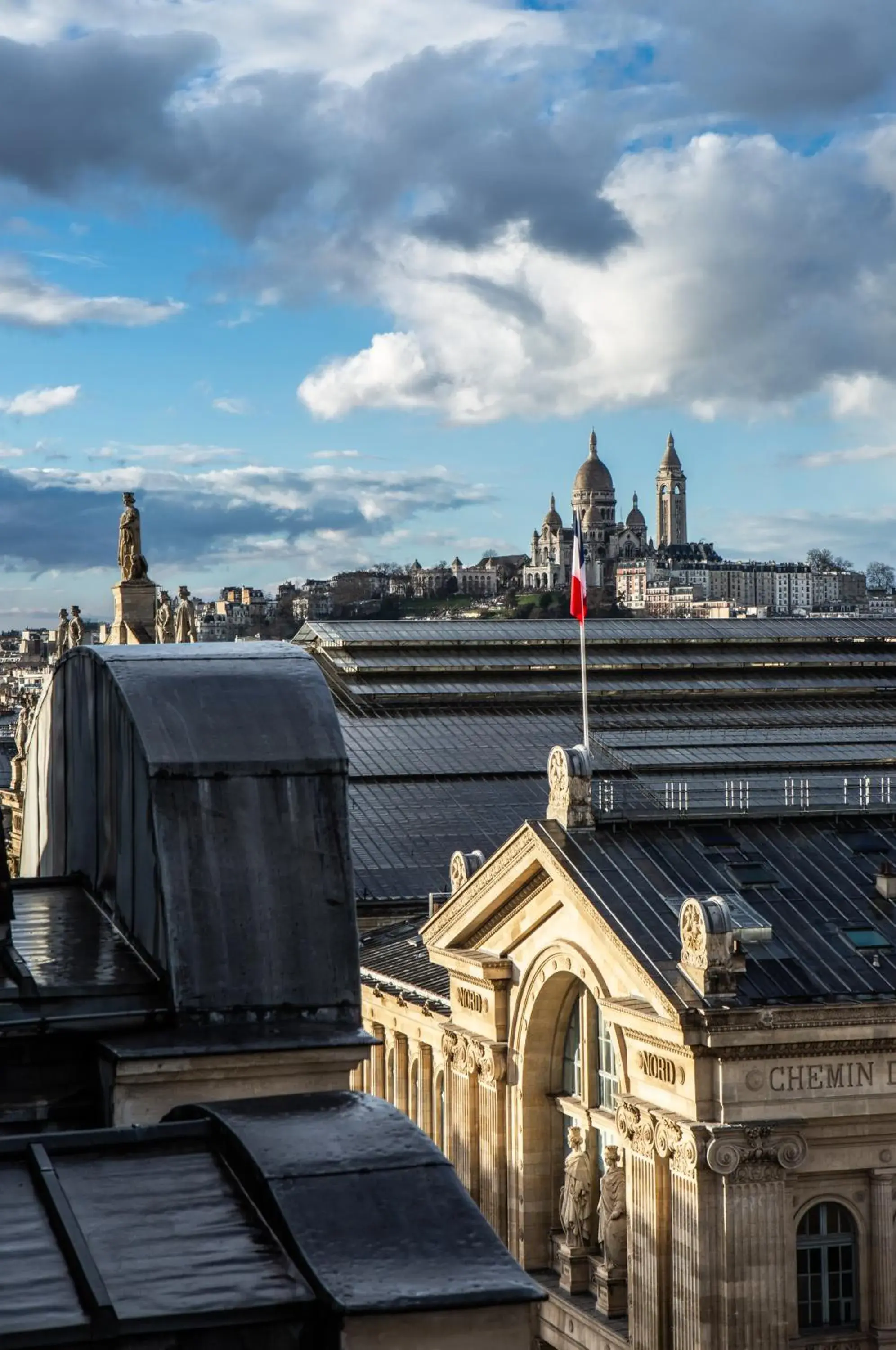City view in ibis Styles Paris Gare du Nord TGV