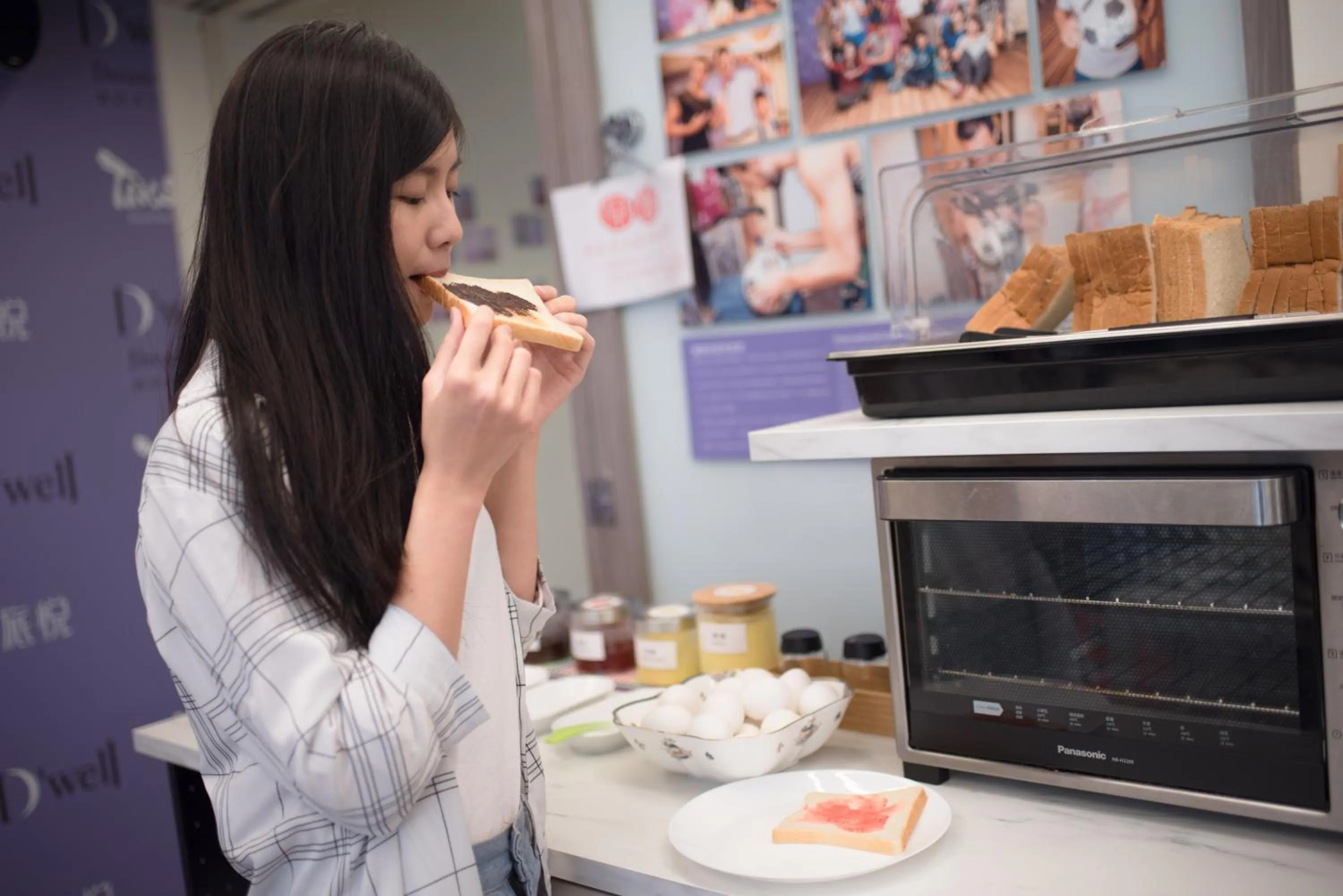 American breakfast in D'Well Hostel