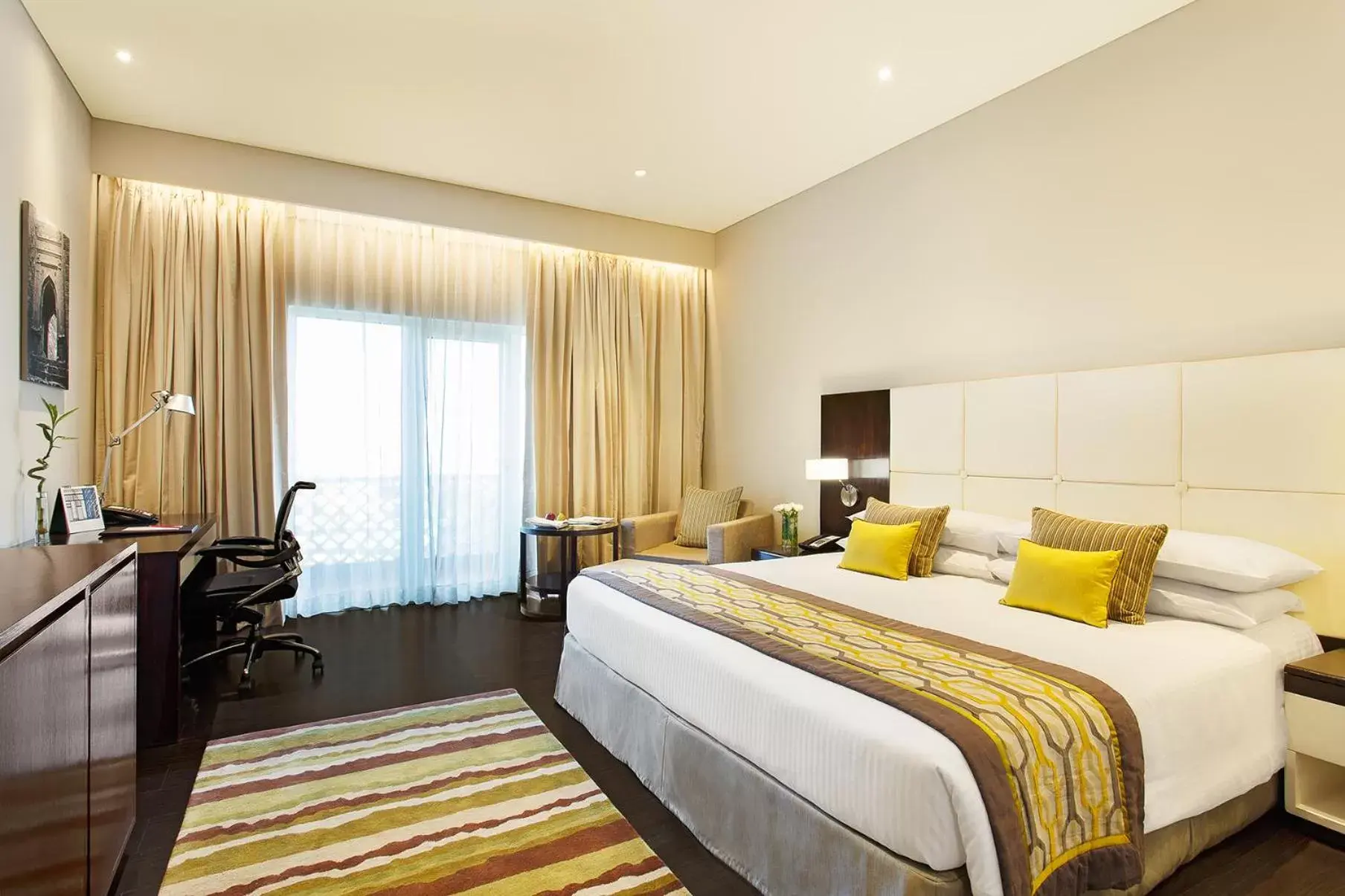 Bed in Gateway Nashik Bed in Gateway Nashik