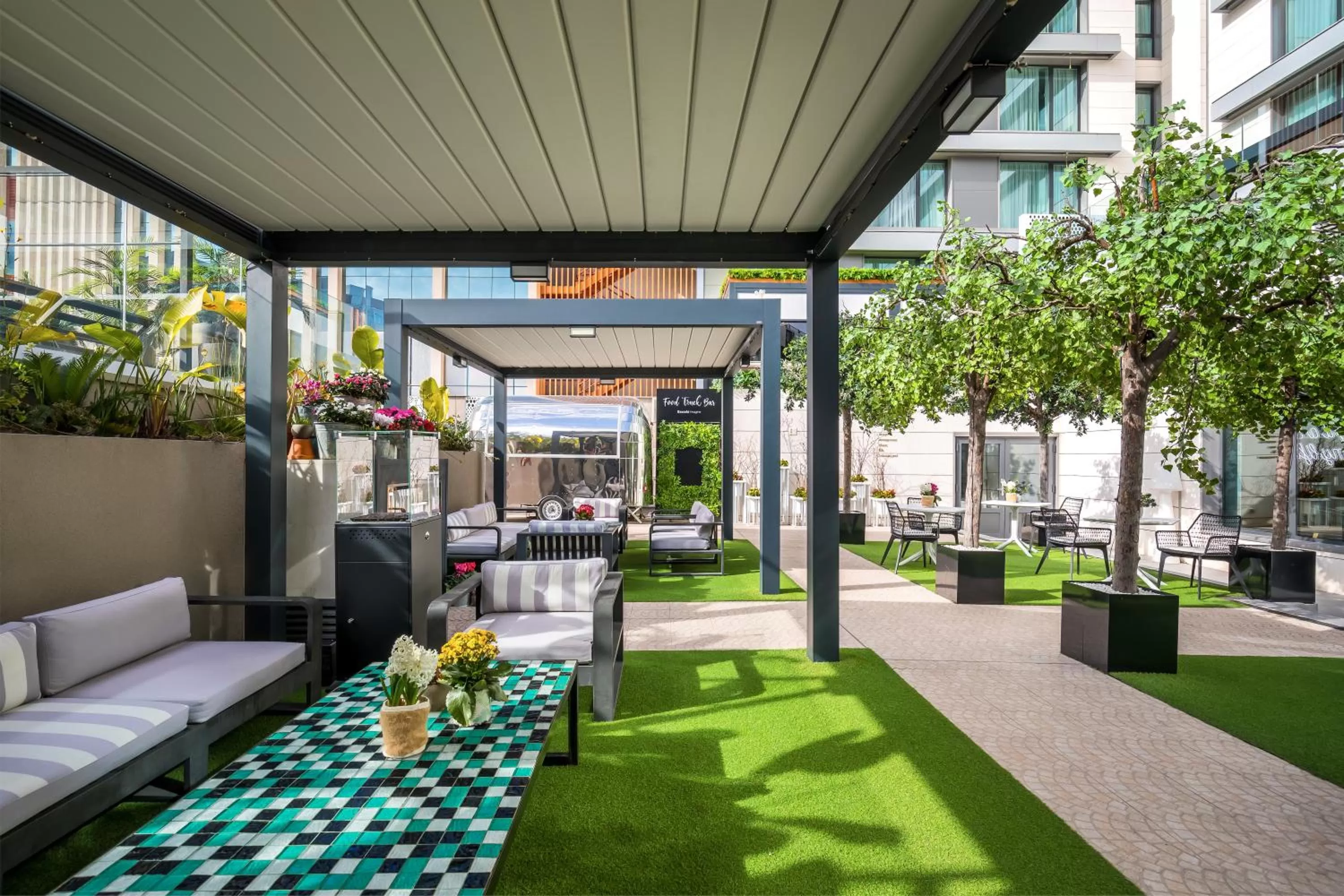 Restaurant/places to eat in Barceló Imagine