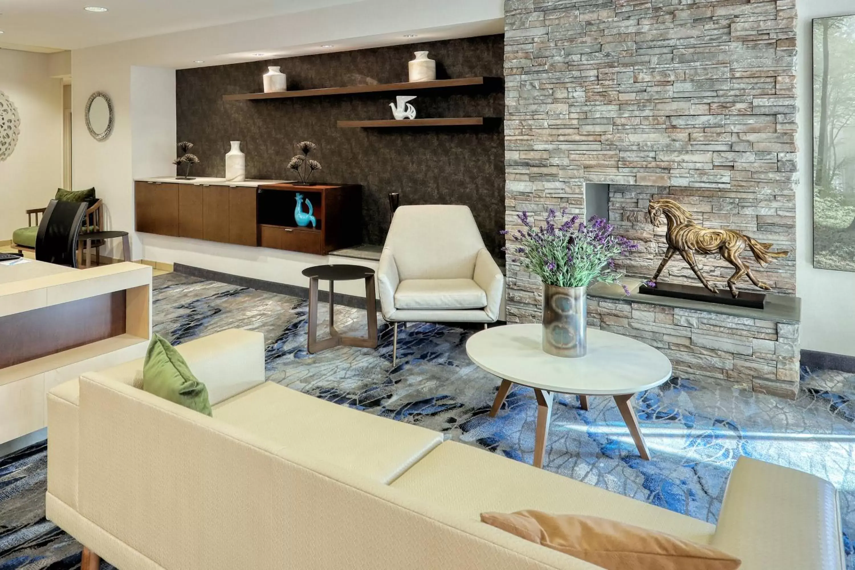 Lobby or reception in Fairfield Inn & Suites by Marriott Harrisburg West/New Cumberland