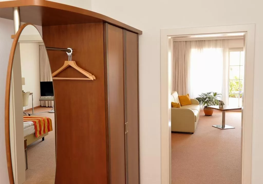 wardrobe in Hotel Plattenwirt