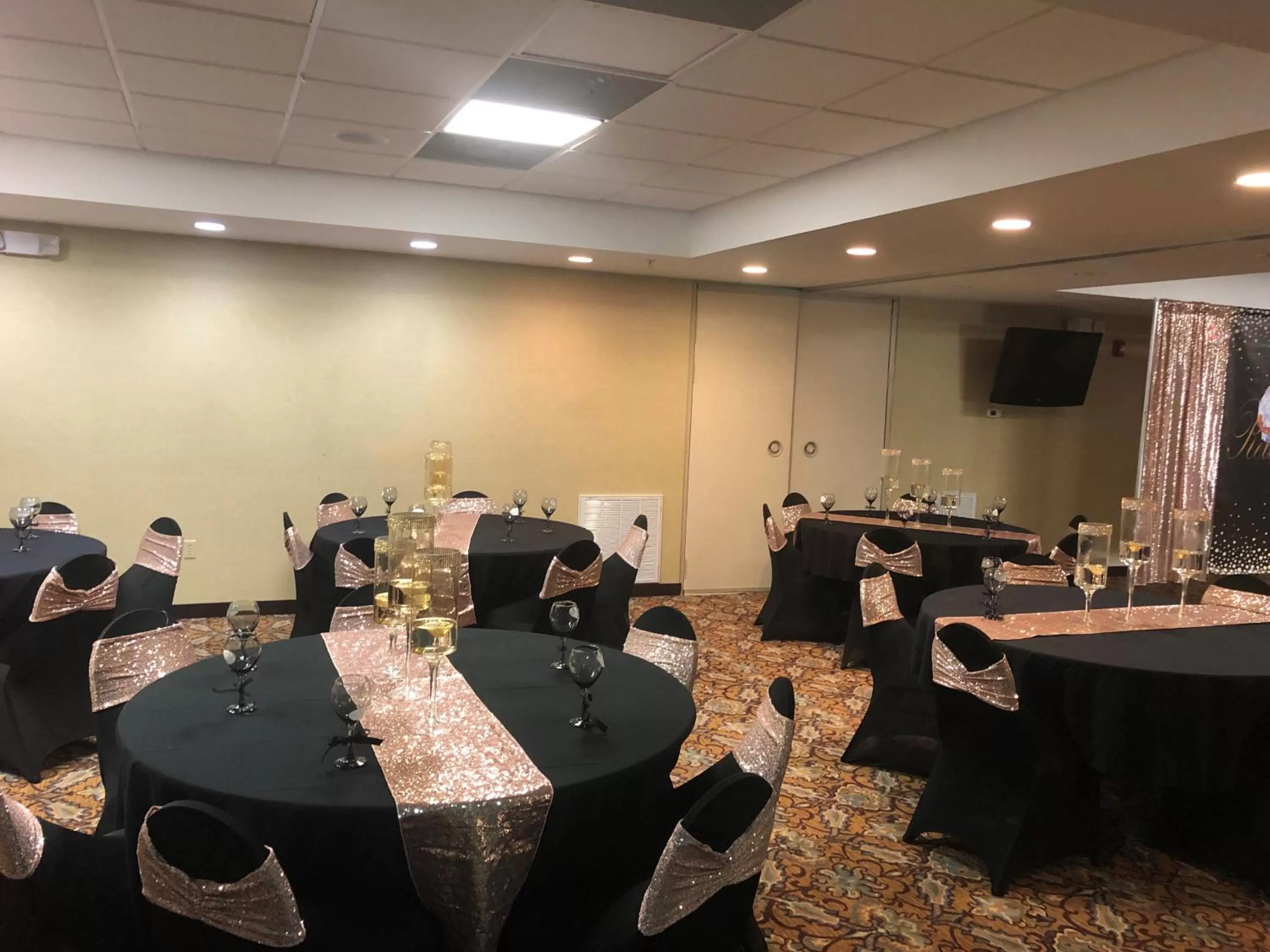 Business facilities in WeStay Suites - Covington/Mandeville