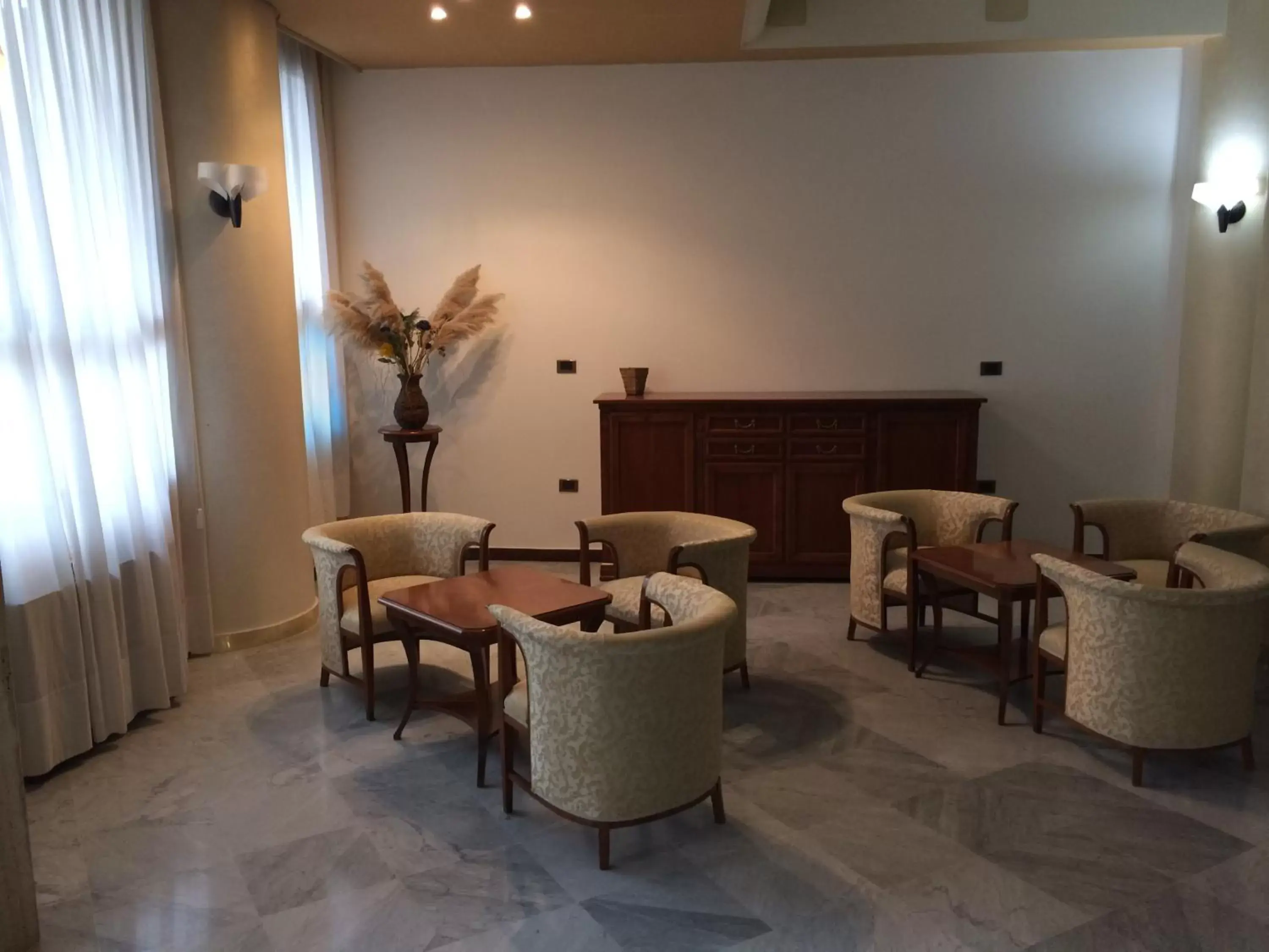 Day, Seating Area in Hotel San Nicola