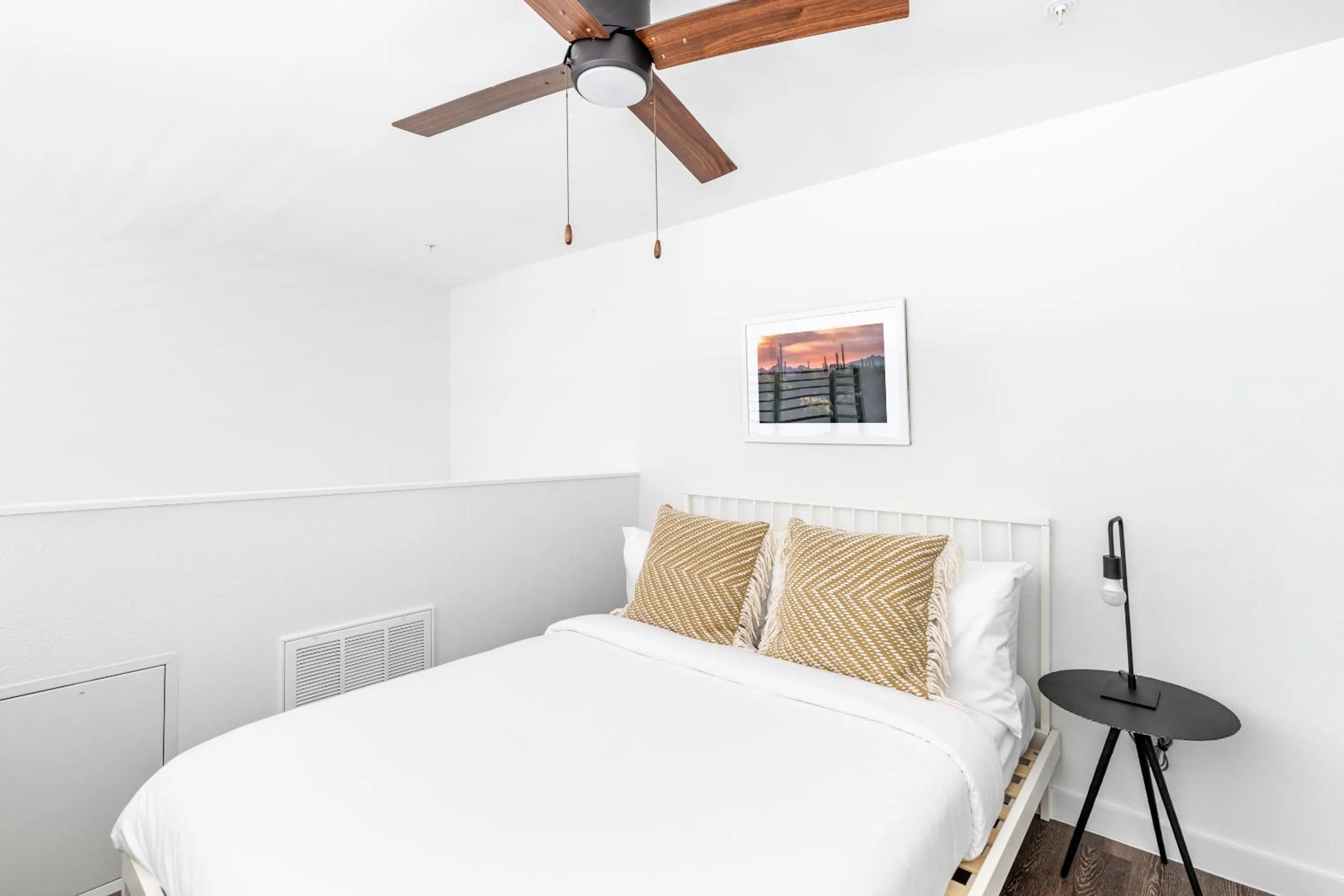 Bed in Mint House at The Hatchery - Austin