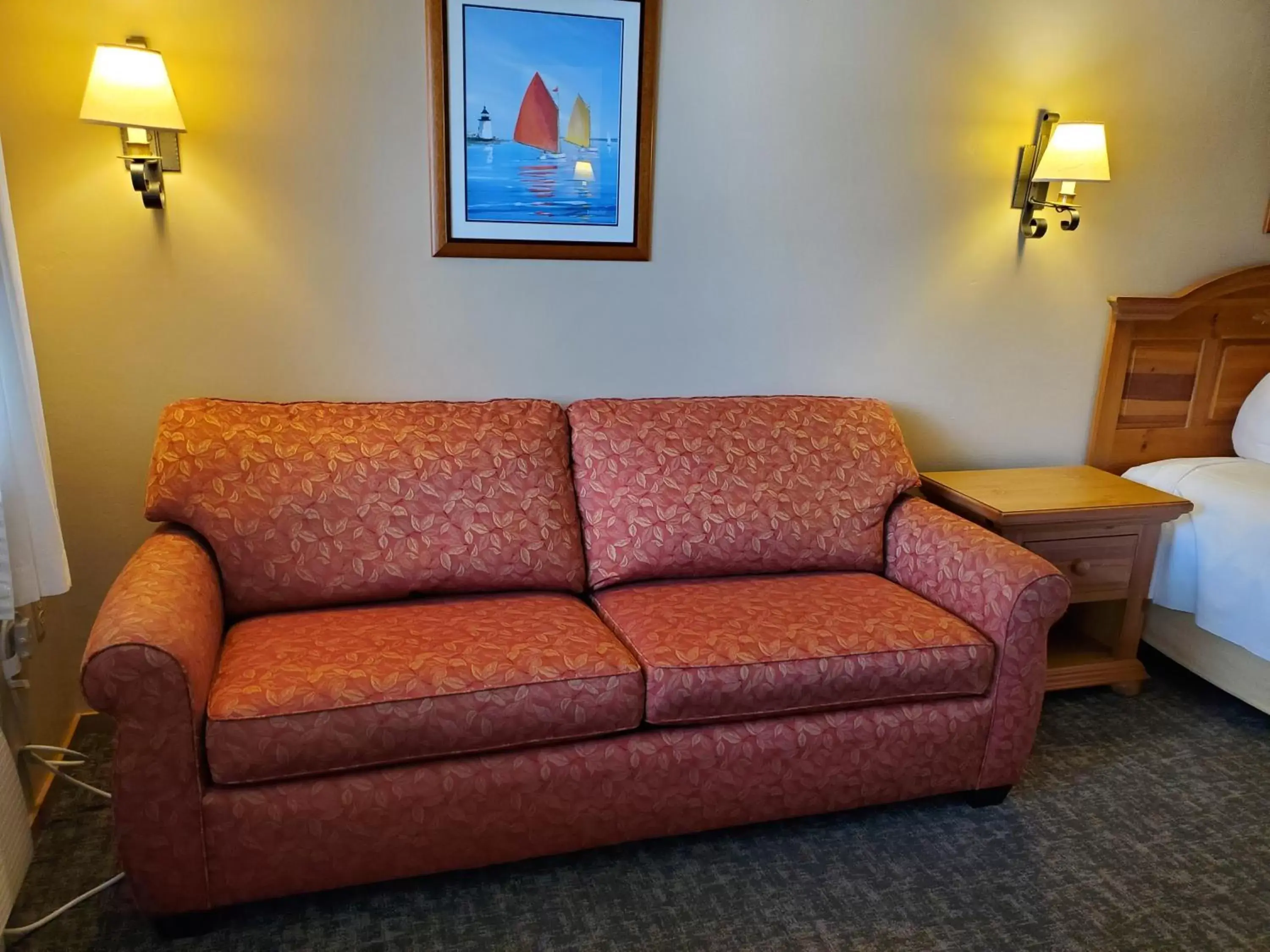 Seating Area in Homestead Suites - Fish Creek