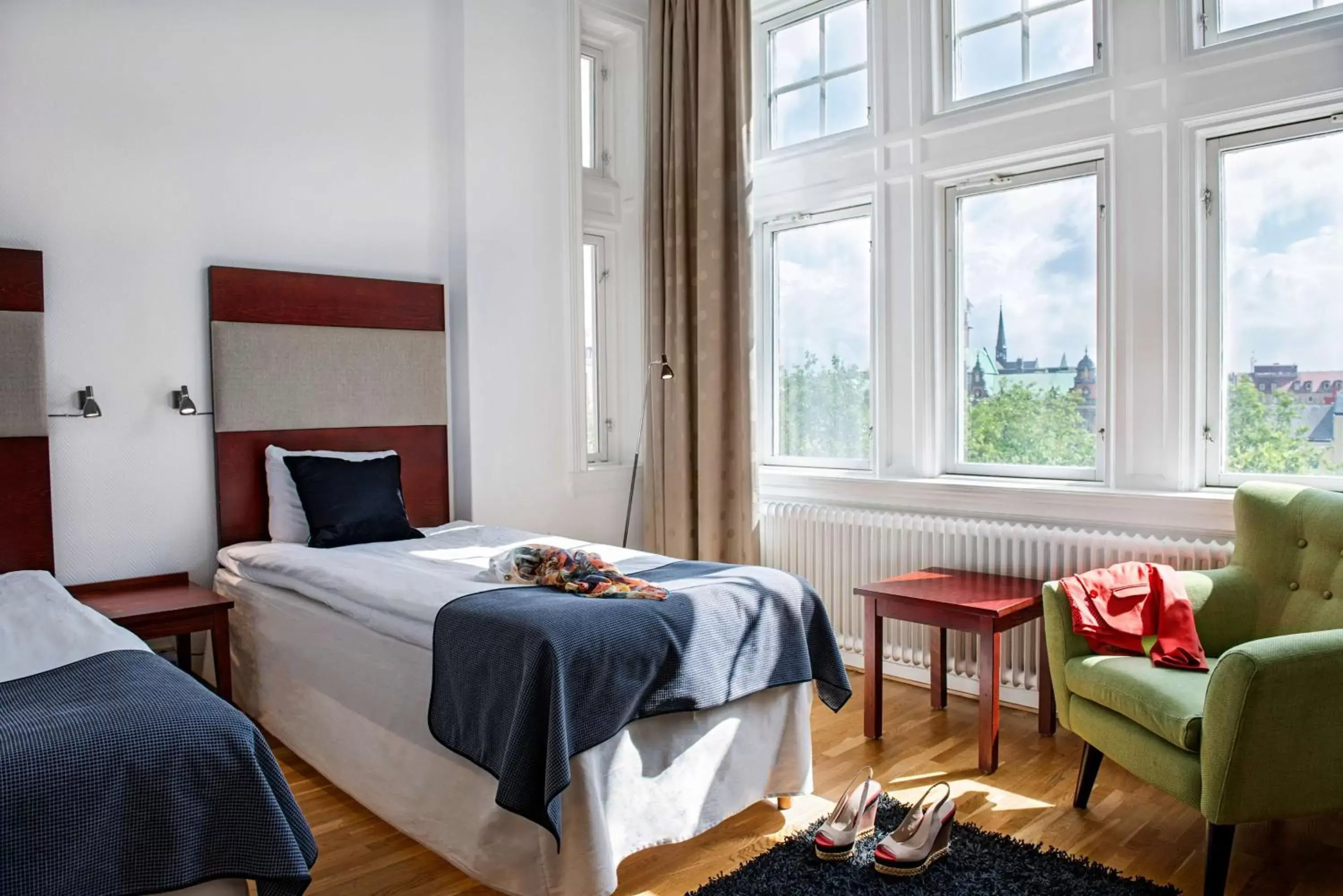 Photo of the whole room, Bed in Scandic Stortorget