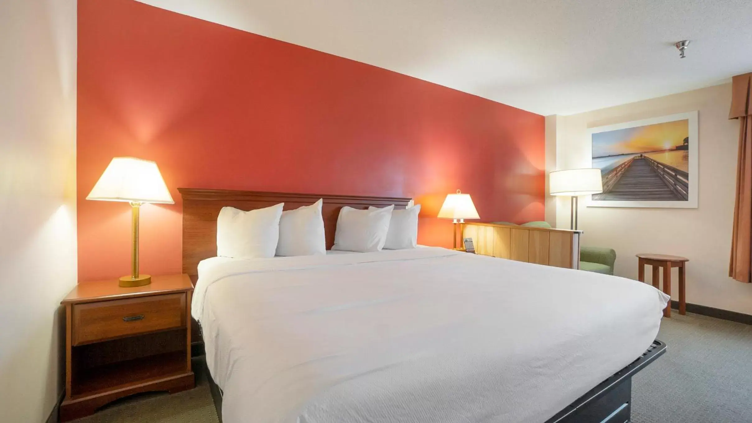 Bed in Days Inn & Suites by Wyndham Mt Pleasant