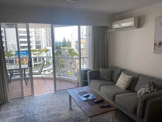 Living room, Seating Area in Broadbeach Holiday Apartments