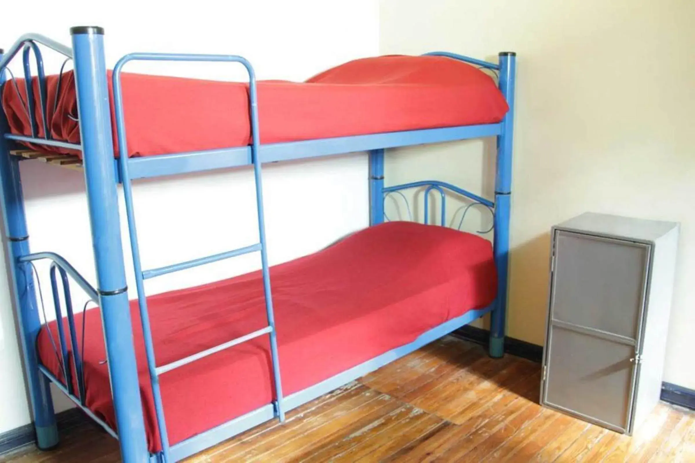 Bedroom, Bunk Bed in Play Hostel Soho