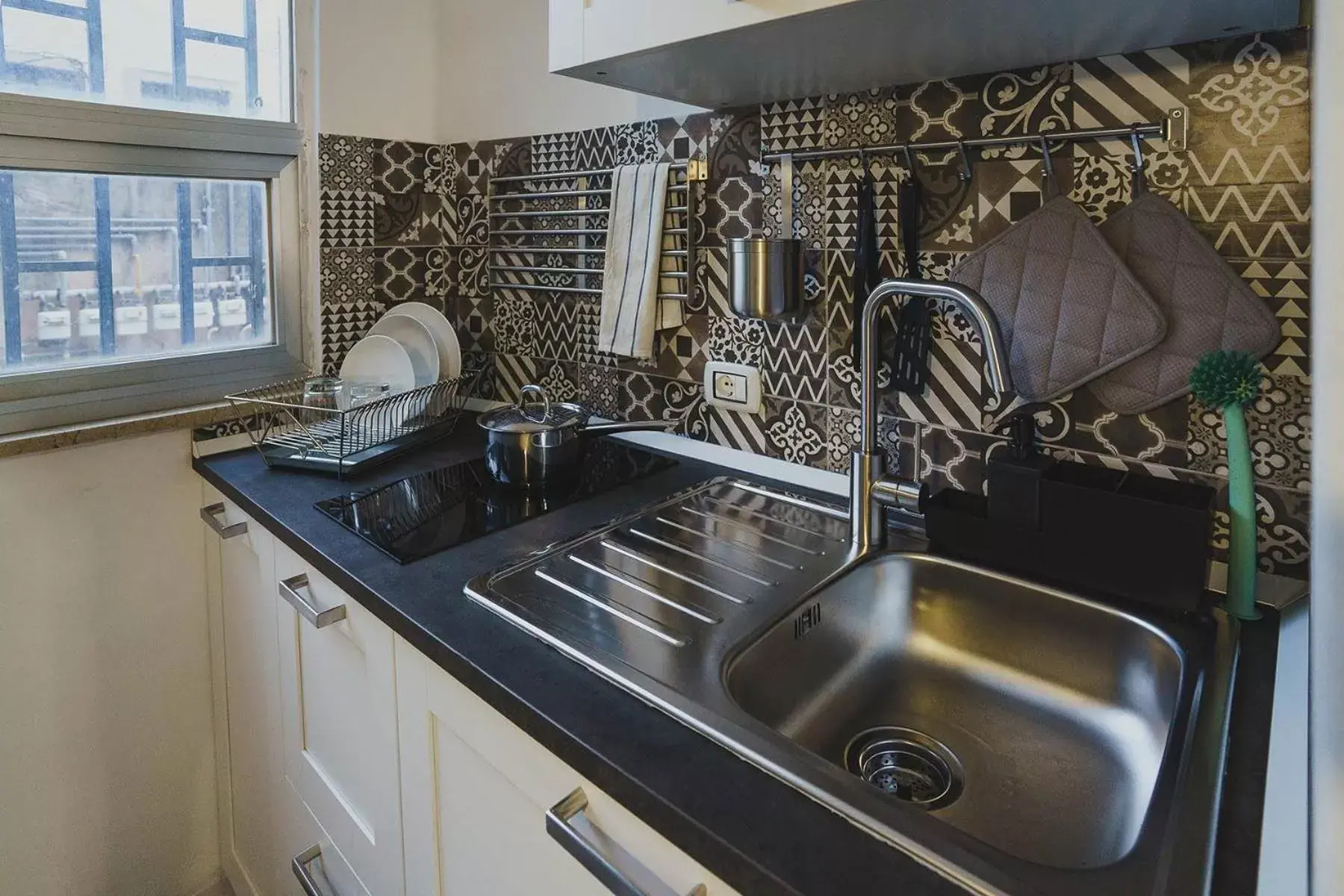 Kitchen or kitchenette, Kitchen/Kitchenette in Bellini Home B&B