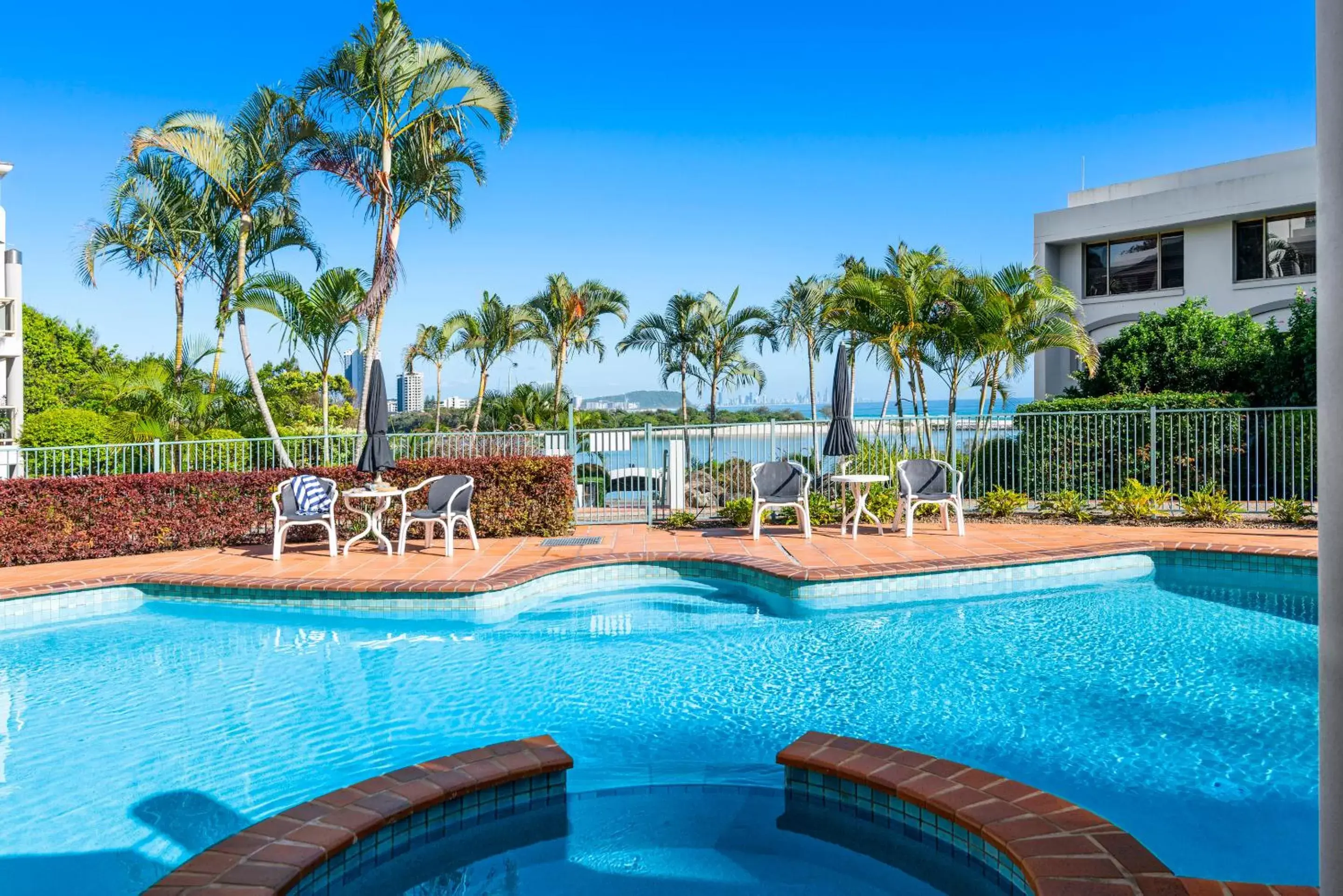 Pool view, Swimming Pool in Little Cove Currumbin