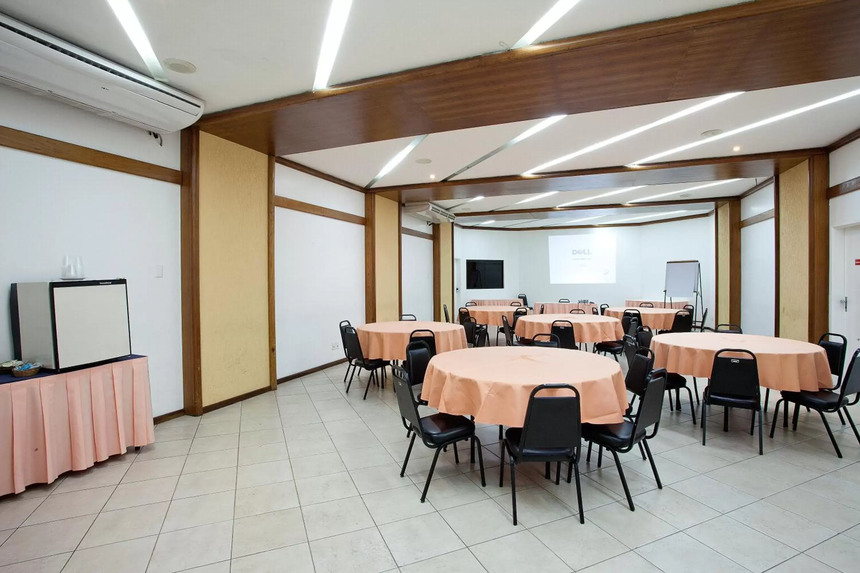 Business facilities in Bahiamar Hotel